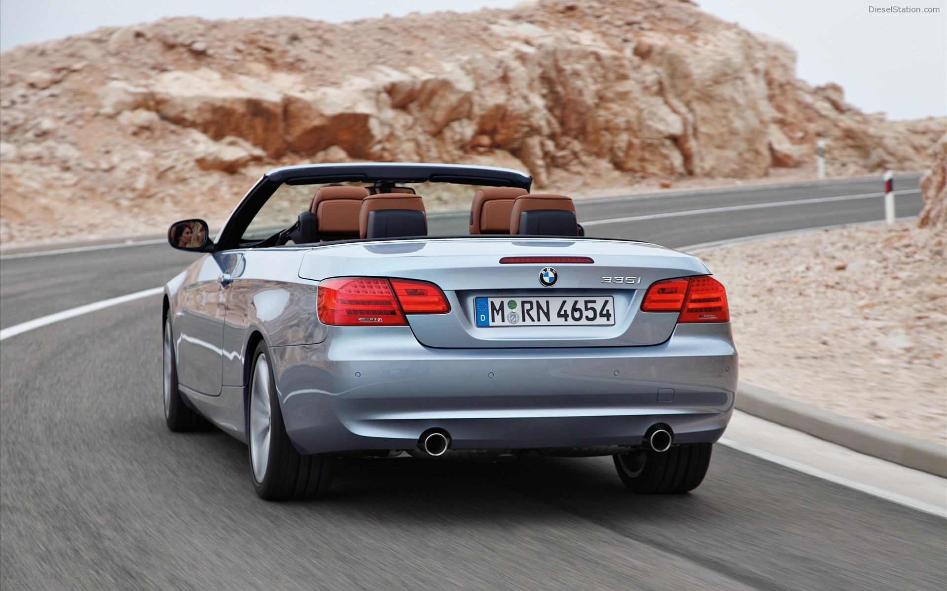 BMW Series 3 Coupe and Convertible 2011