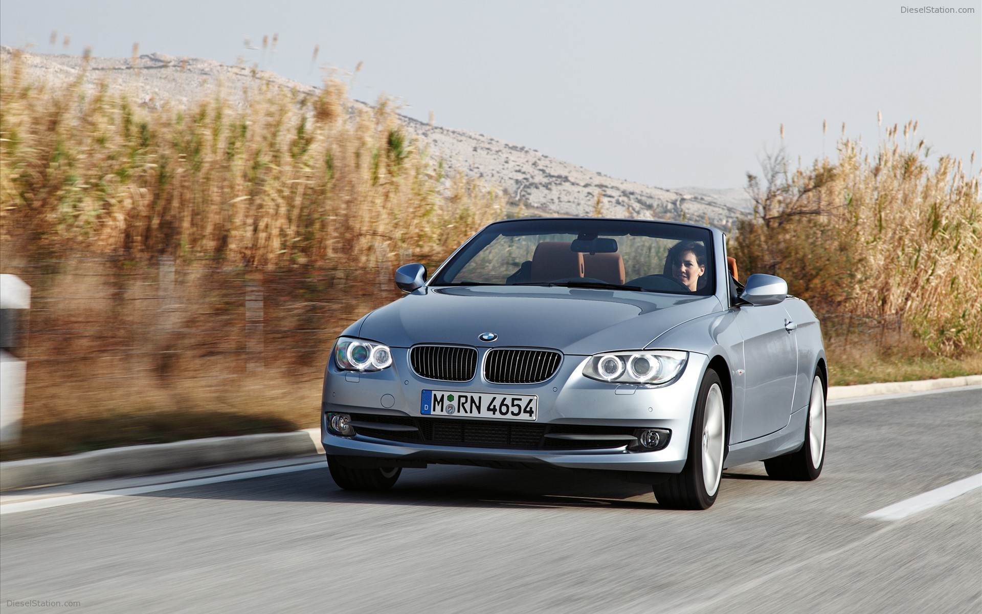 BMW Series 3 Coupe and Convertible 2011