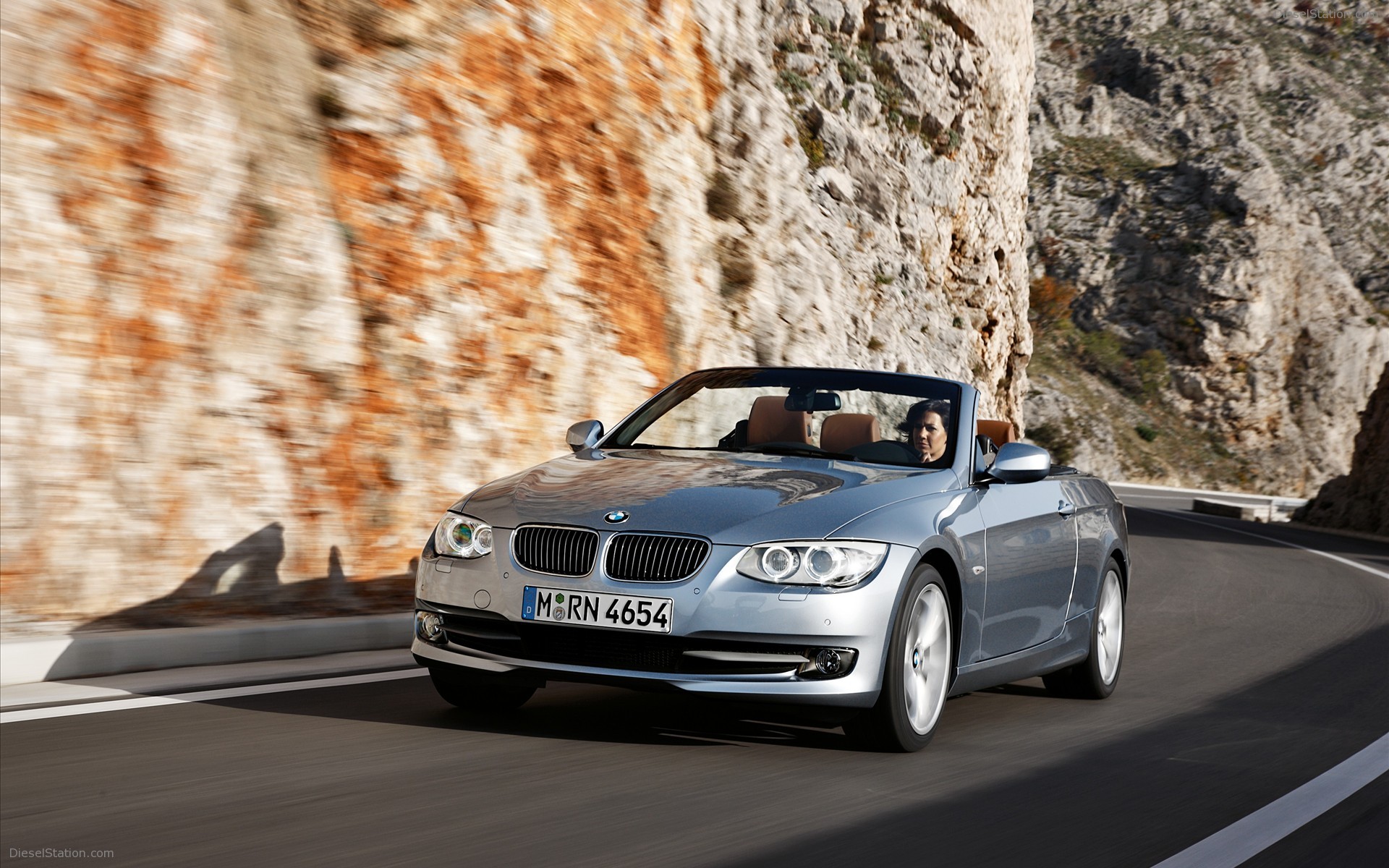 BMW Series 3 Coupe and Convertible 2011