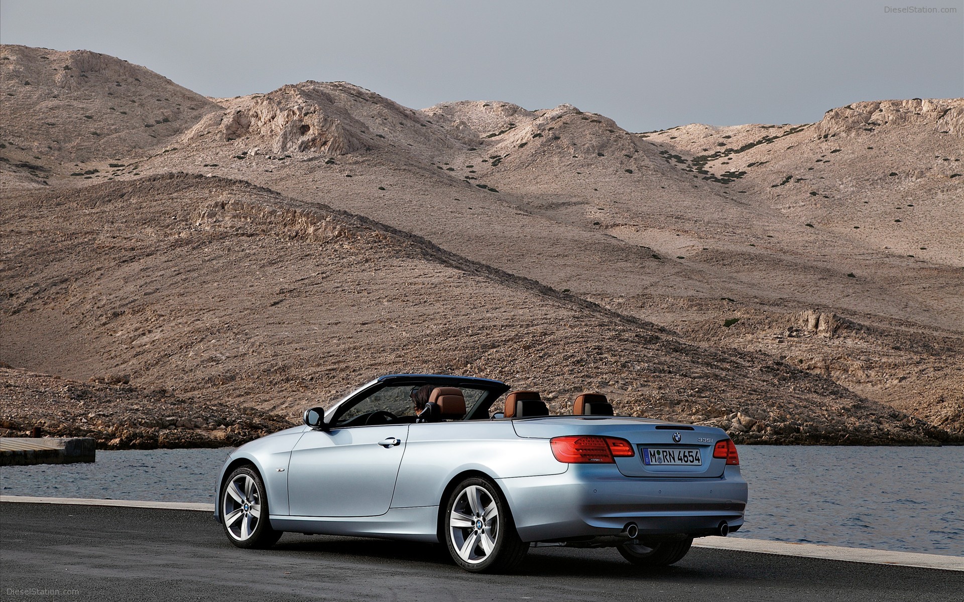 BMW Series 3 Coupe and Convertible 2011