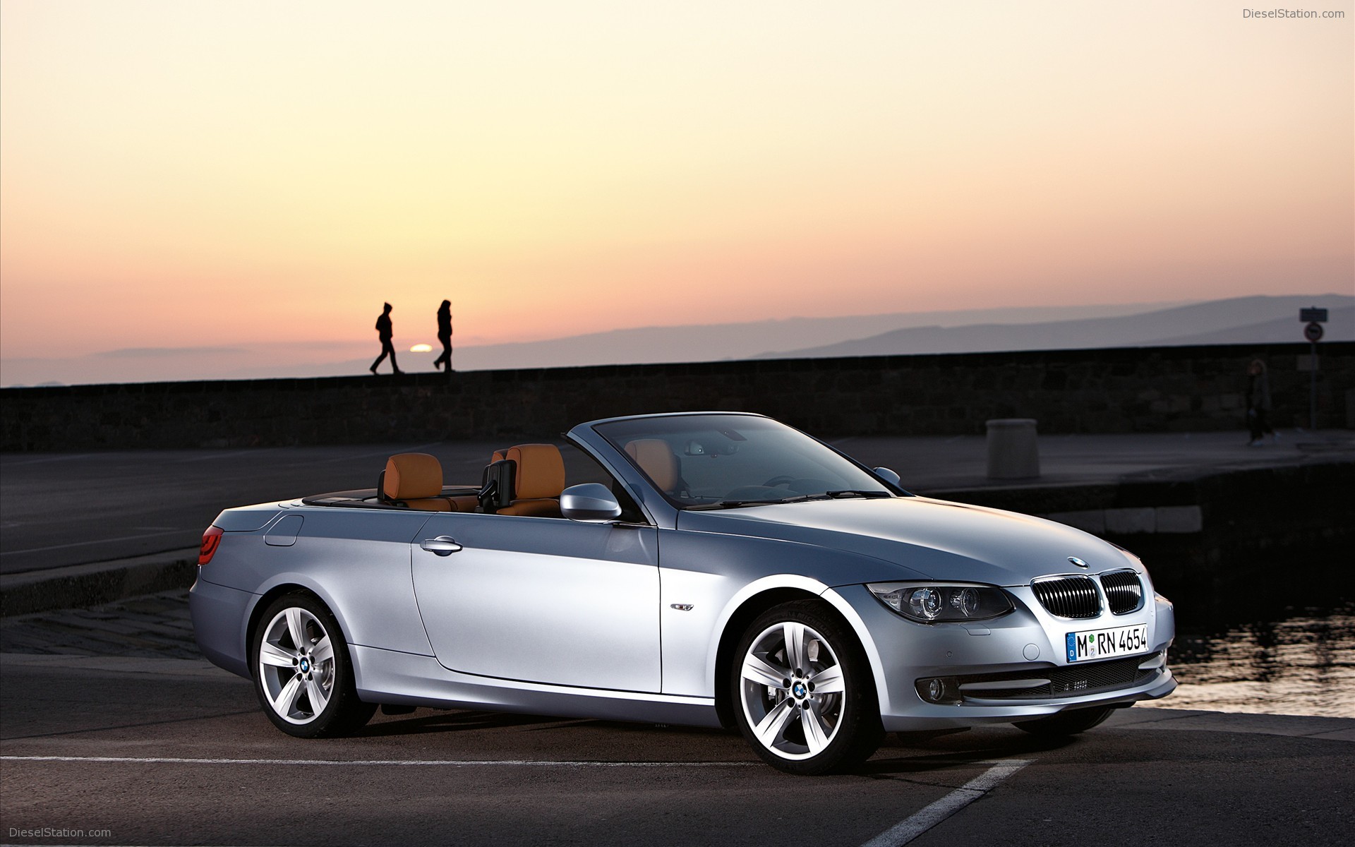 BMW Series 3 Coupe and Convertible 2011