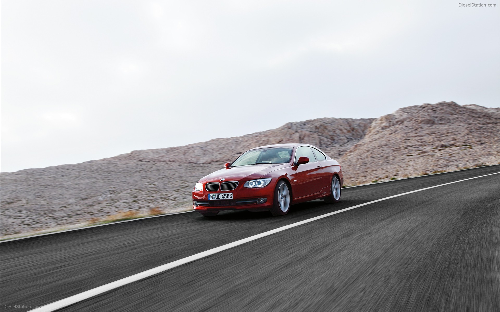 BMW Series 3 Coupe and Convertible 2011 BMW Series 3 Coupe and Convertible 2011