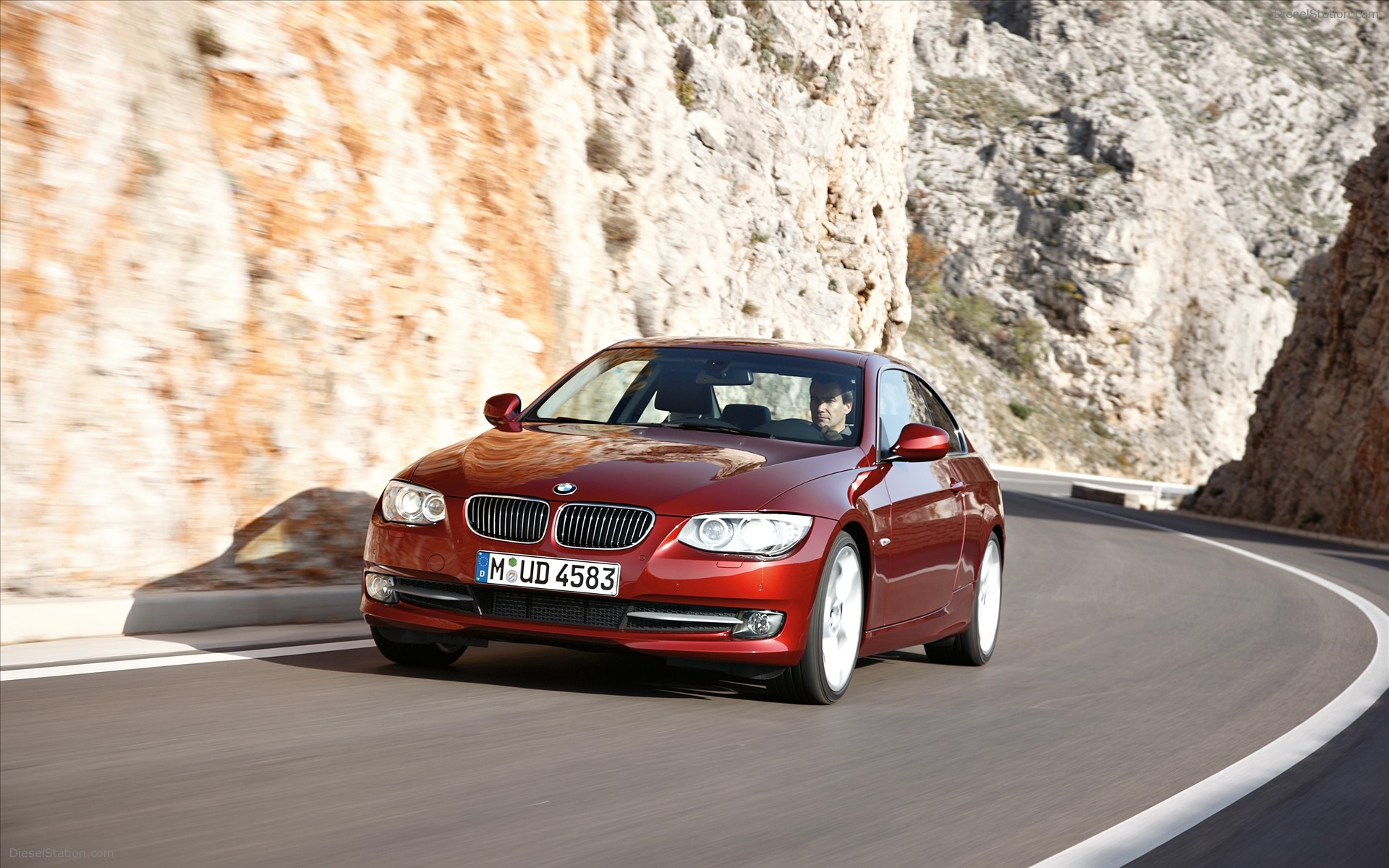 BMW Series 3 Coupe and Convertible 2011