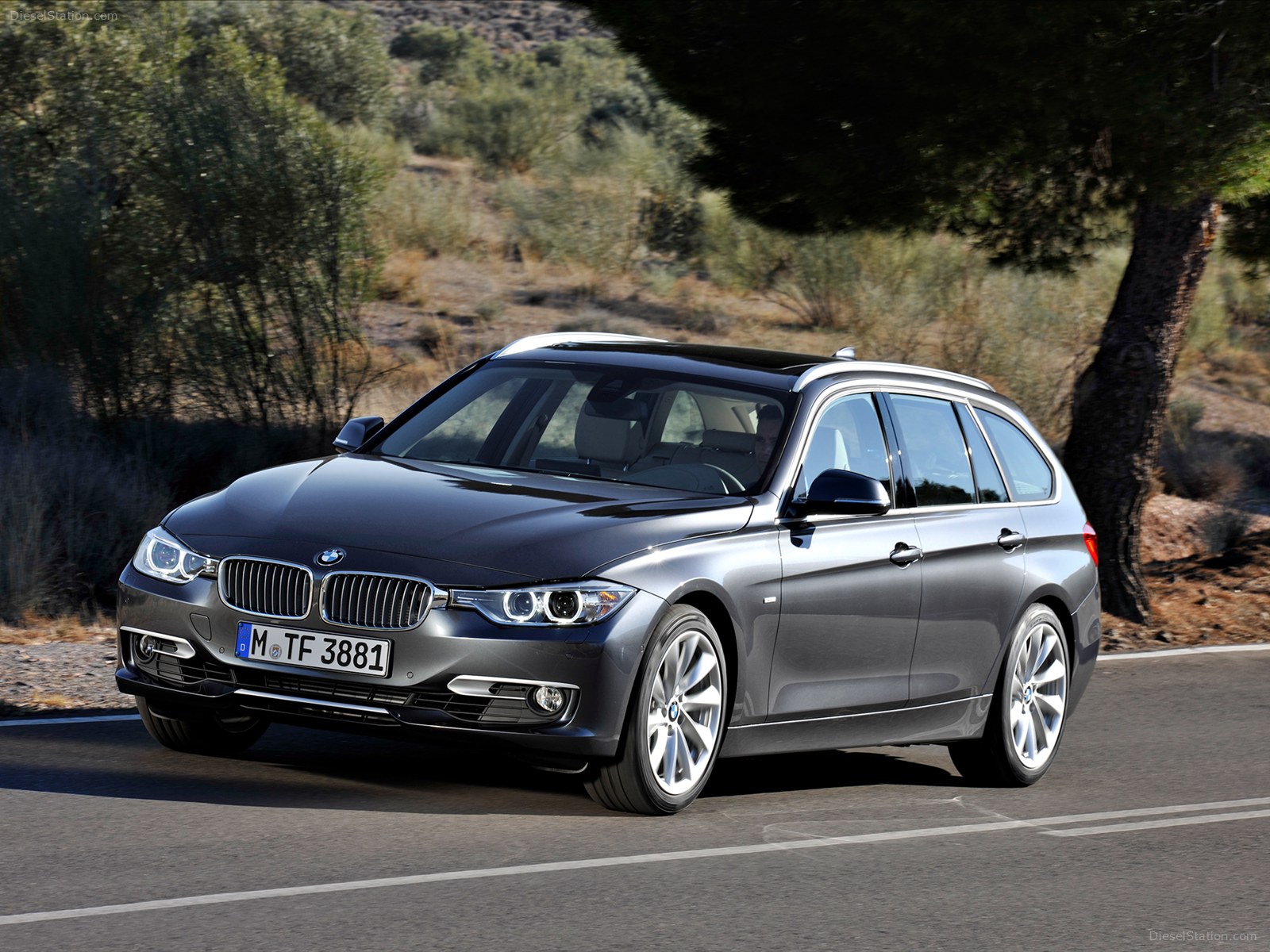 BMW 3 Series Sports Wagon 2013