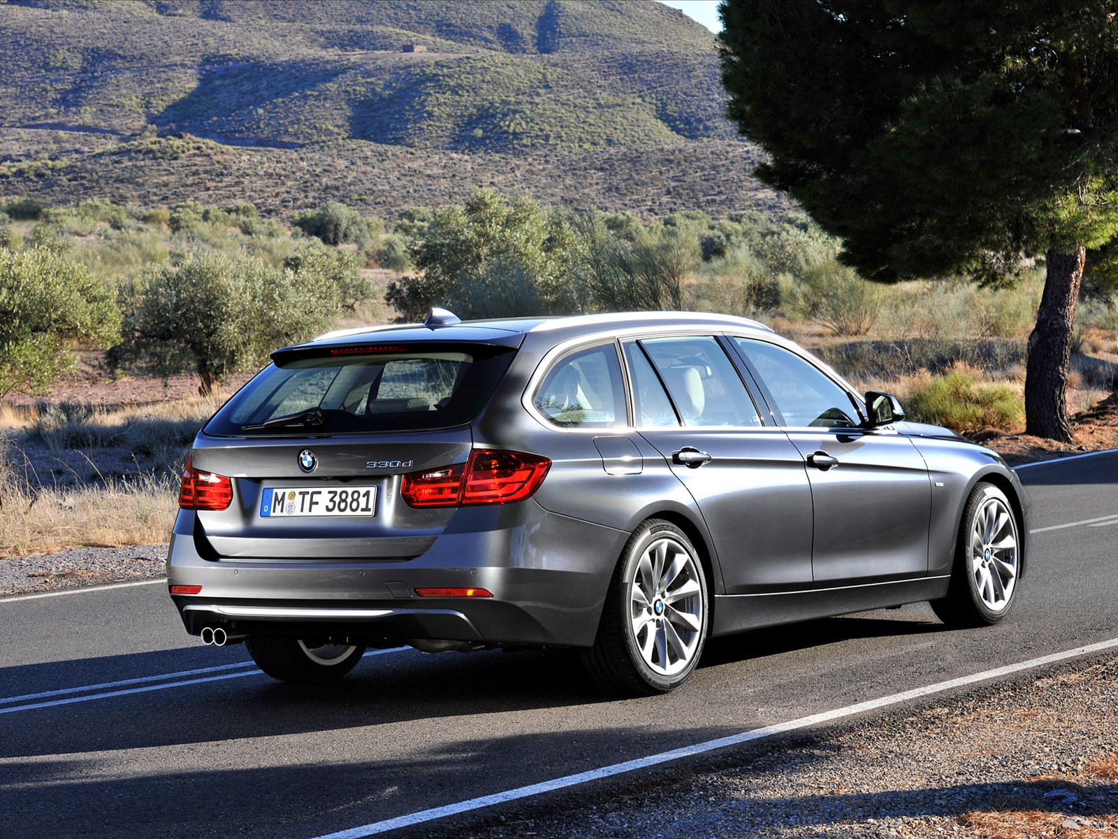 BMW 3 Series Sports Wagon 2013
