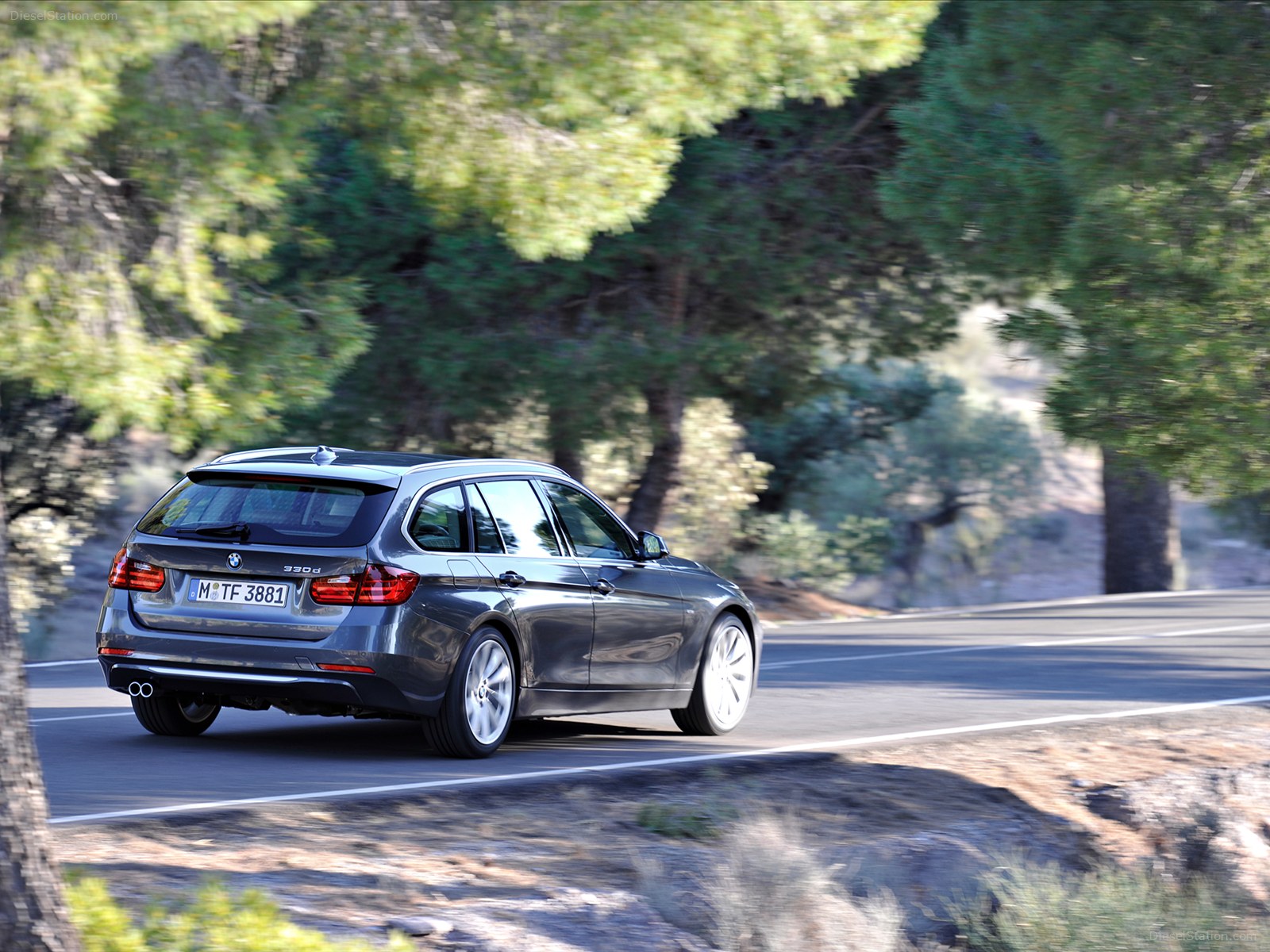BMW 3 Series Sports Wagon 2013