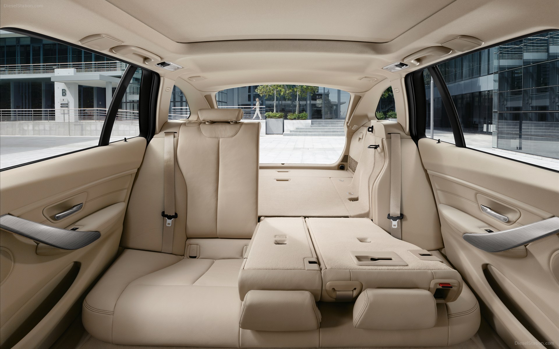 BMW 3 Series Sports Wagon 2013
