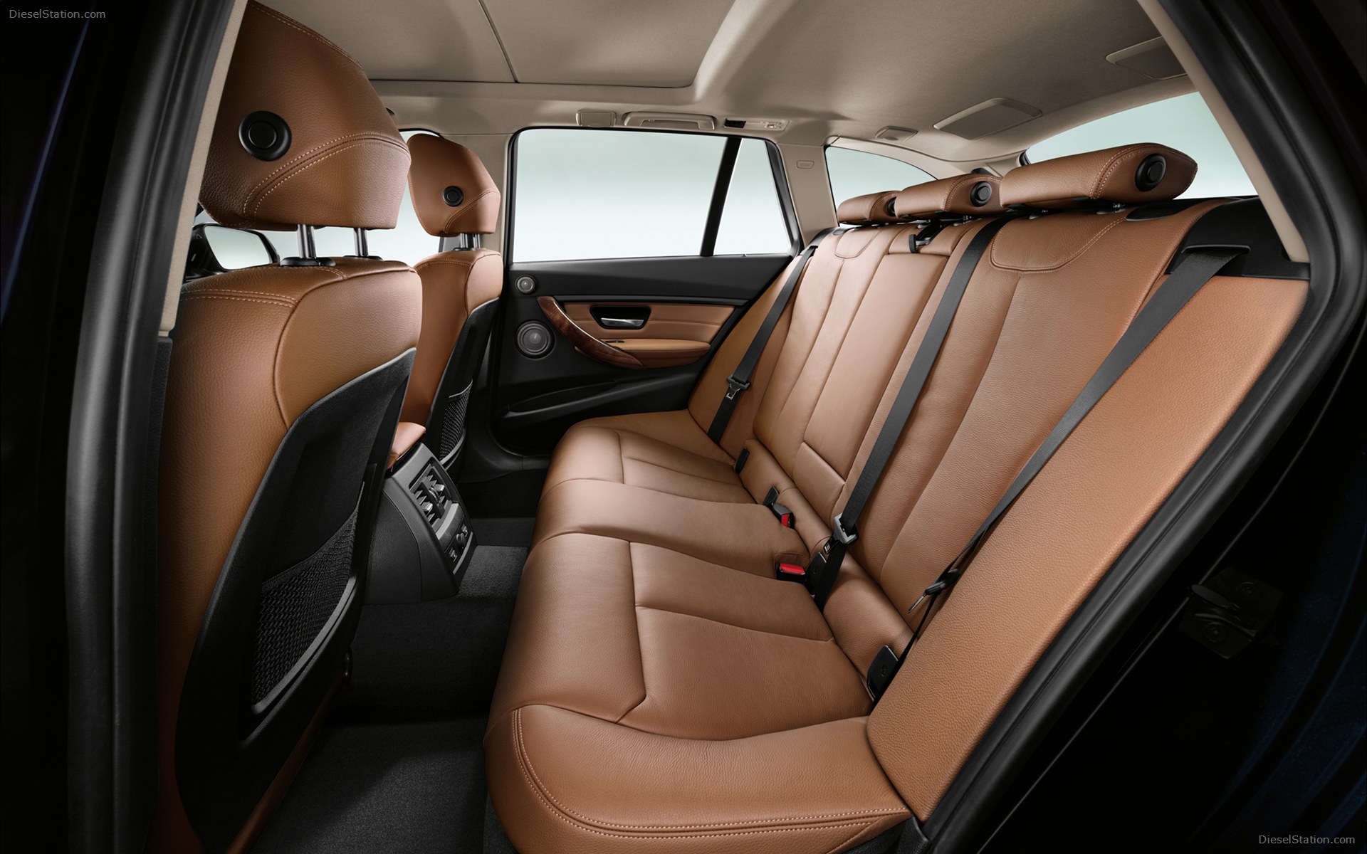 BMW 3 Series Sports Wagon 2013