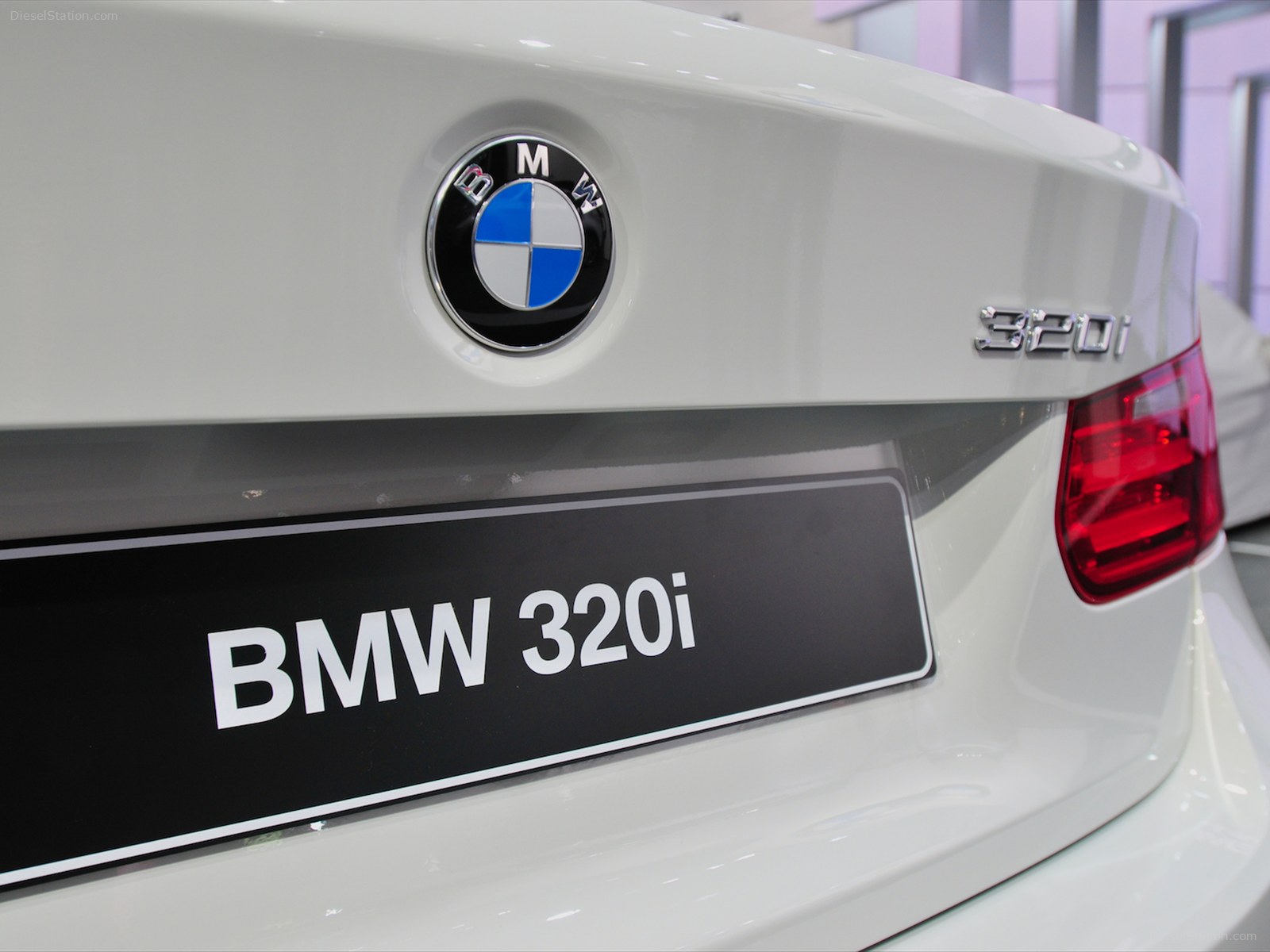 BMW 320i Sedan 2013
