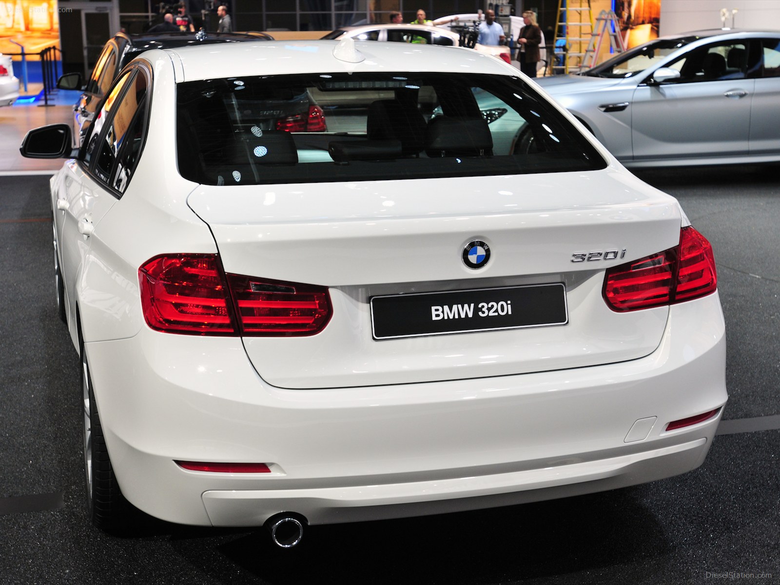BMW 320i Sedan 2013