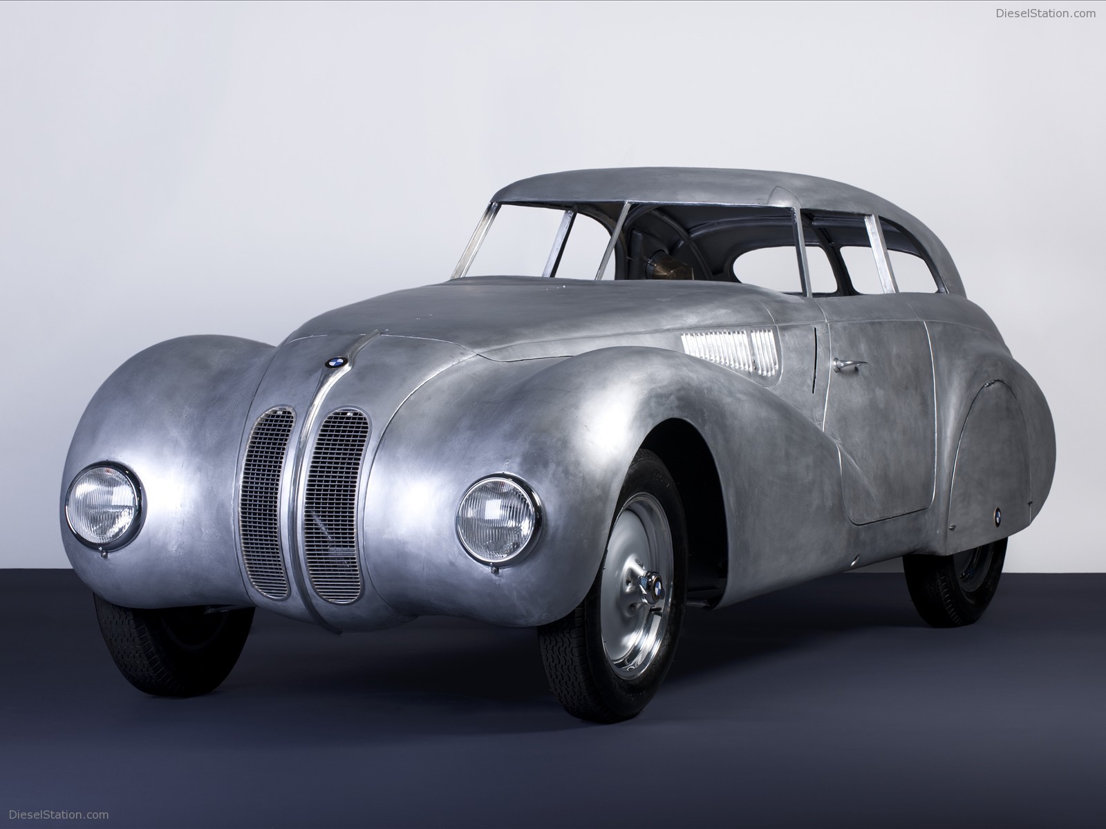 BMW 328 Kamm Coupe - 1940 Mille Miglia