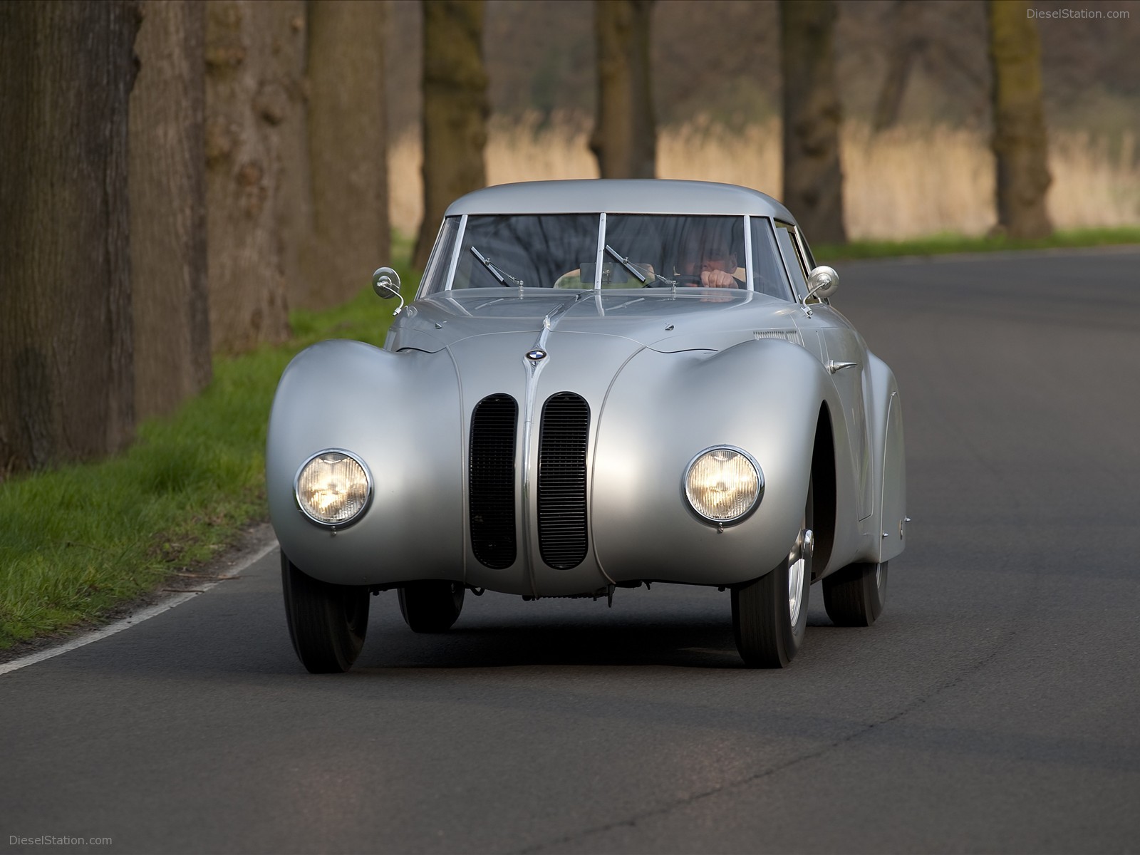 BMW 328 Kamm Coupe - 1940 Mille Miglia