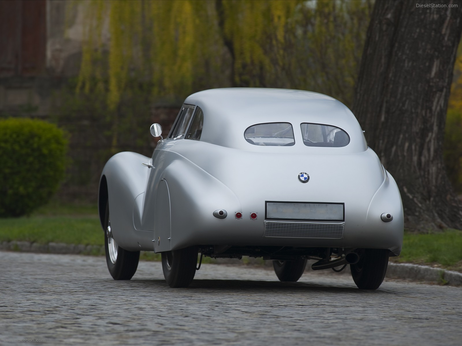 BMW 328 Kamm Coupe - 1940 Mille Miglia