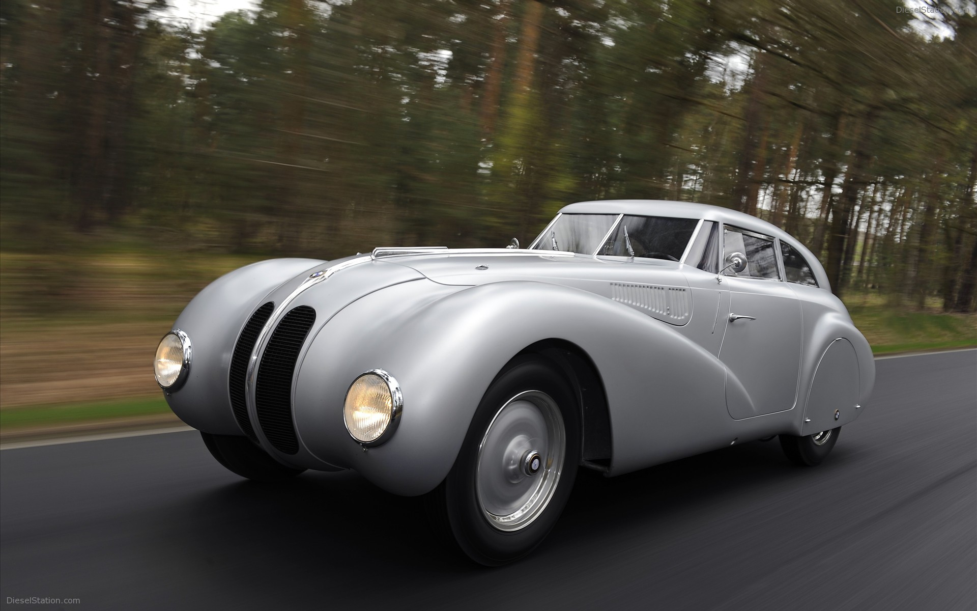BMW 328 Kamm Coupe - 1940 Mille Miglia BMW 328 Kamm Coupe - 1940 Mille Miglia