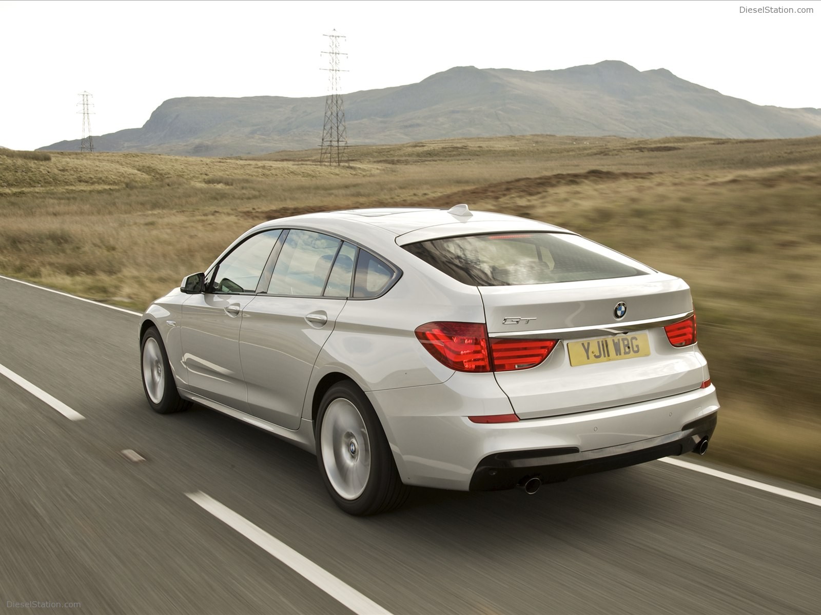 BMW 5 Series Gran Turismo M Sport 2011