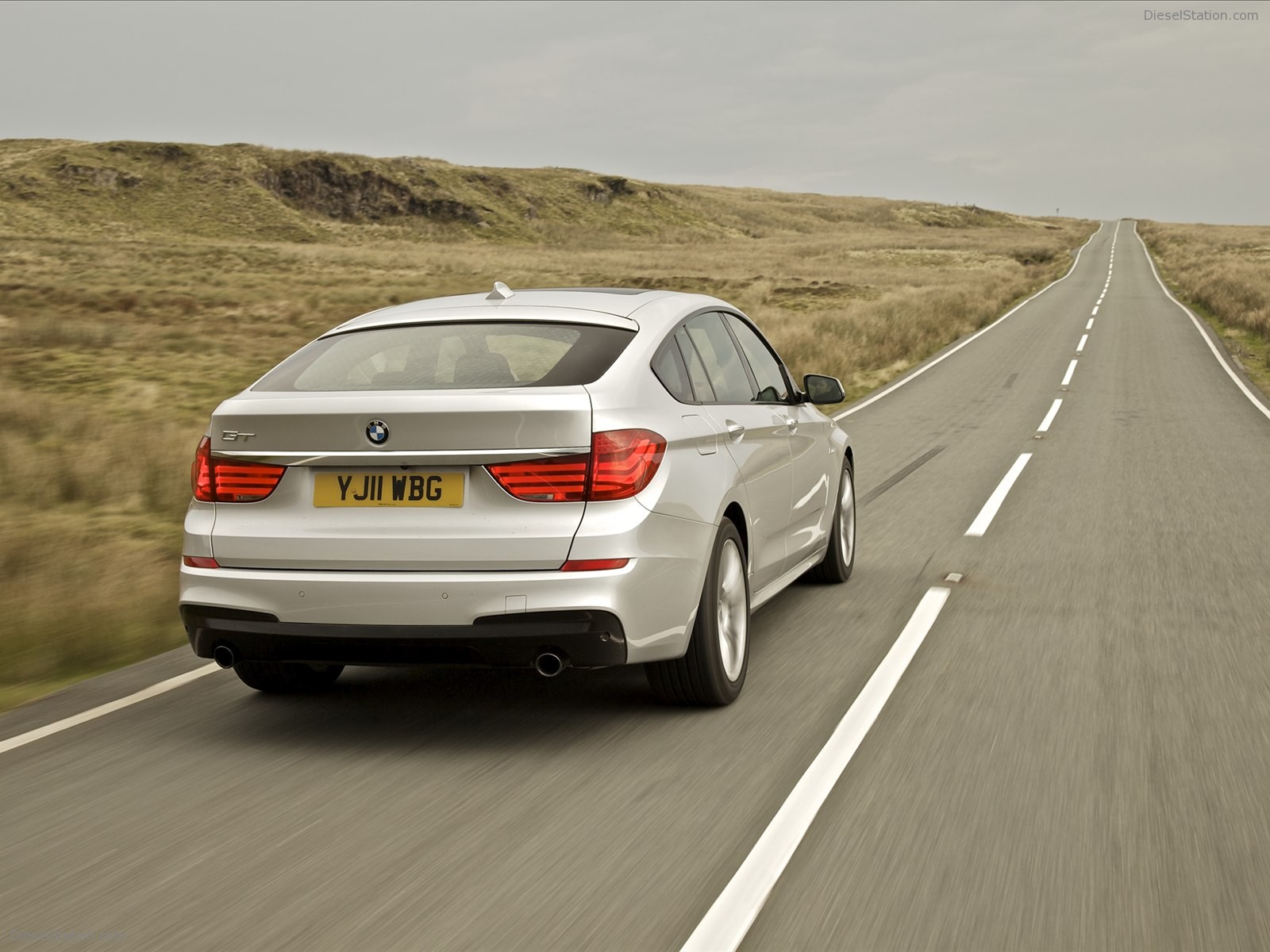 BMW 5 Series Gran Turismo M Sport 2011 BMW 5 Series Gran Turismo M Sport 2011