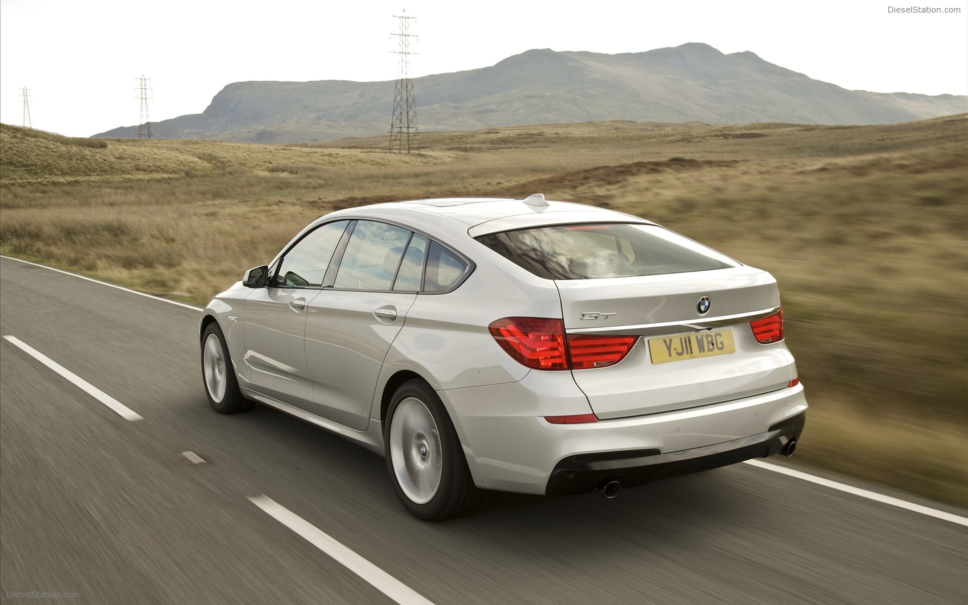 BMW 5 Series Gran Turismo M Sport 2011