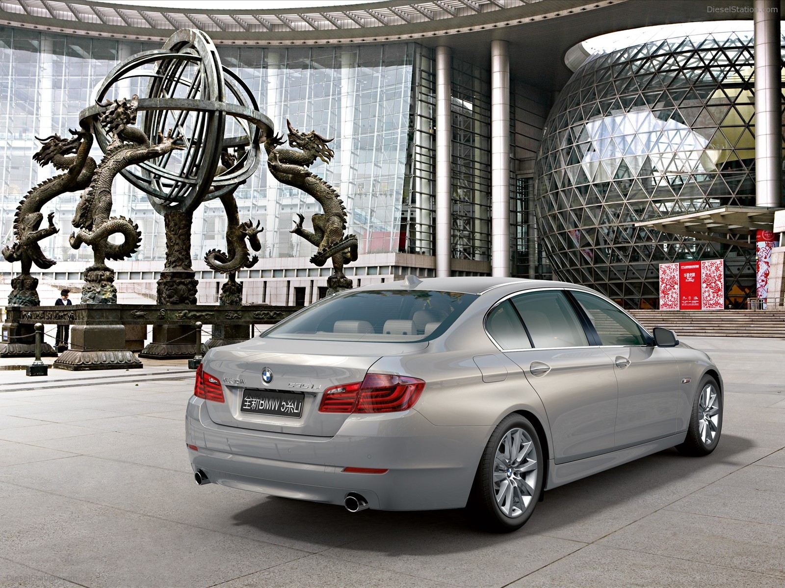 BMW 5-Series Long Wheelbase 2011