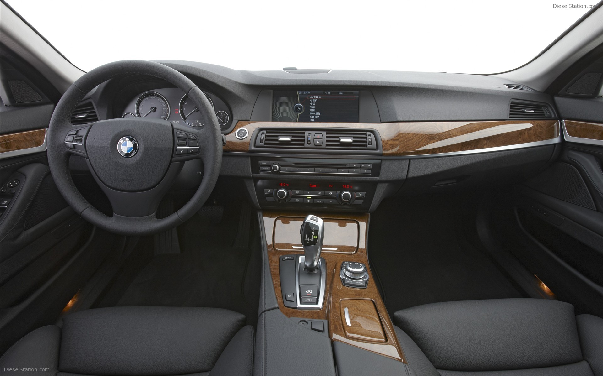 BMW 5-Series Long Wheelbase 2011