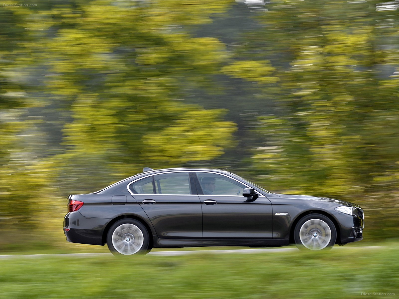 BMW 518d Sedan 2015