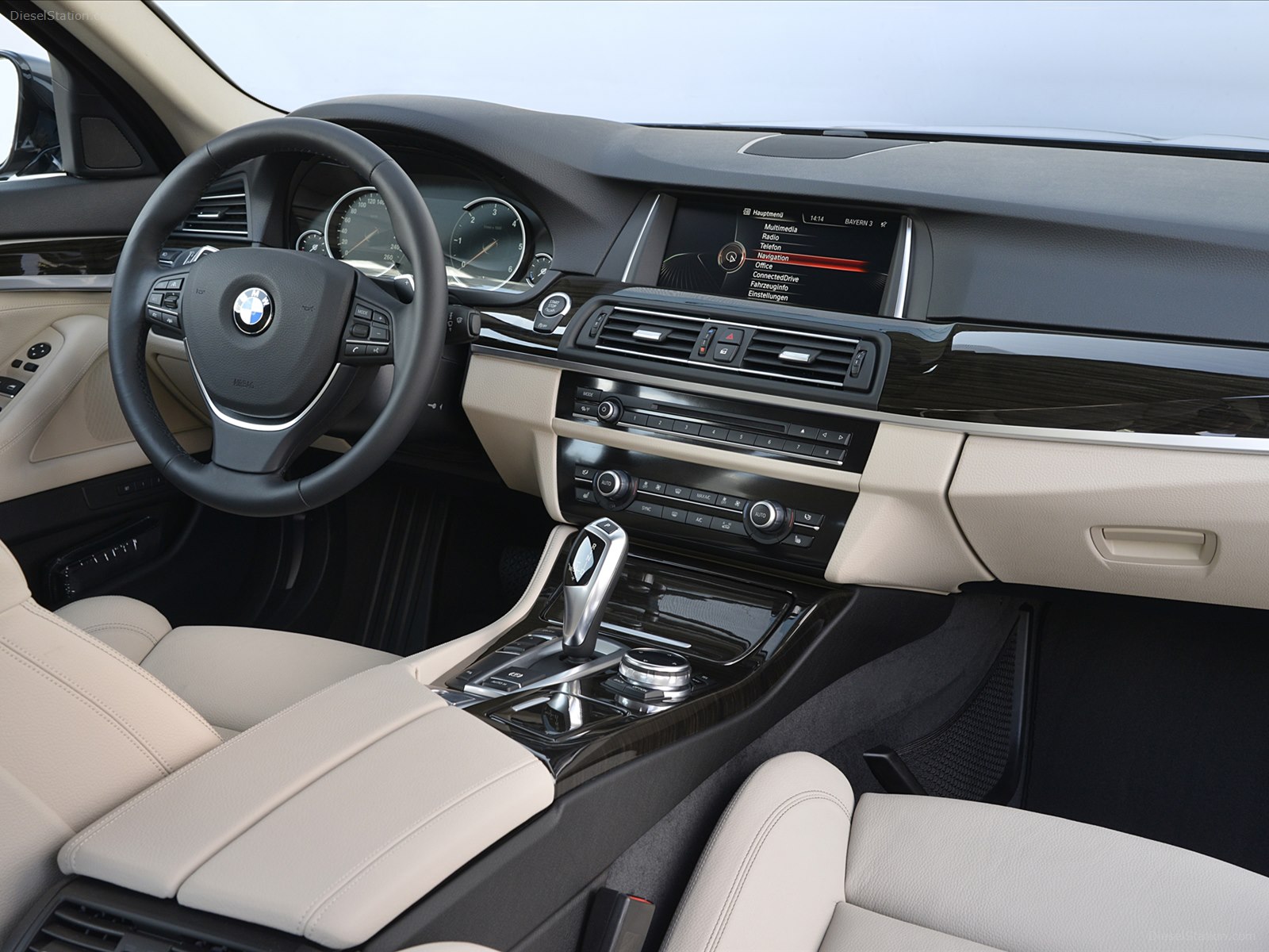 BMW 518d Sedan 2015