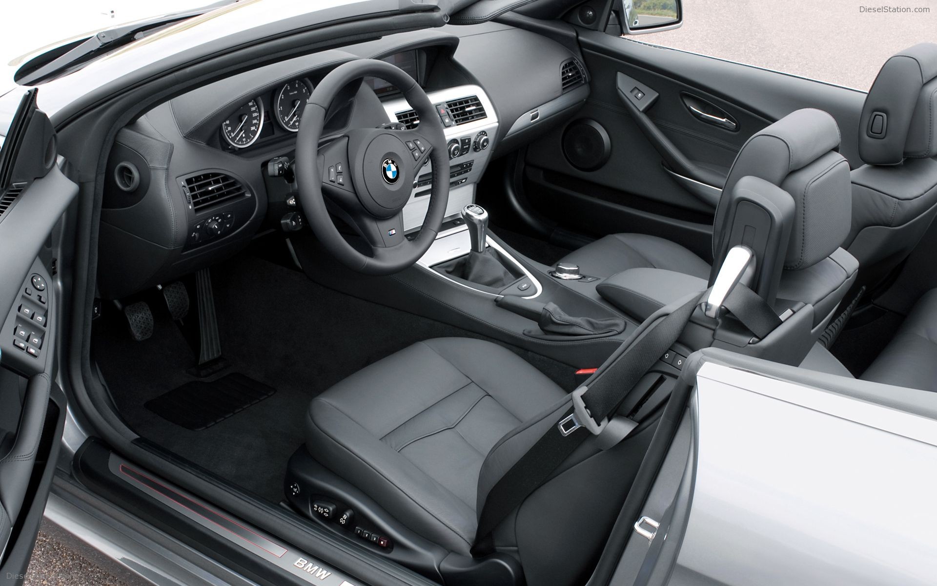 2008 BMW 6 Series Coupe and Convertible Wallpapers 2008 BMW 6 Series Coupe and Convertible Wallpapers