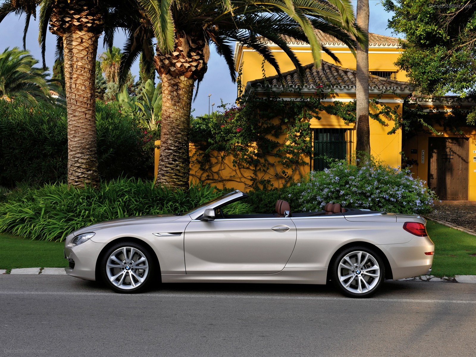 BMW 650i Convertible 2012