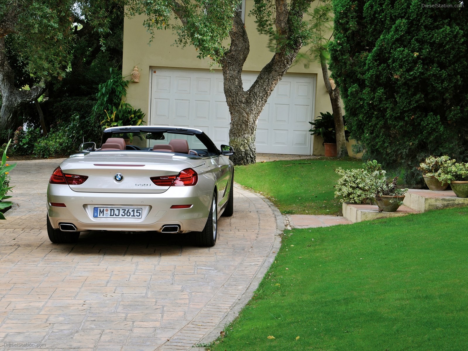 BMW 650i Convertible 2012