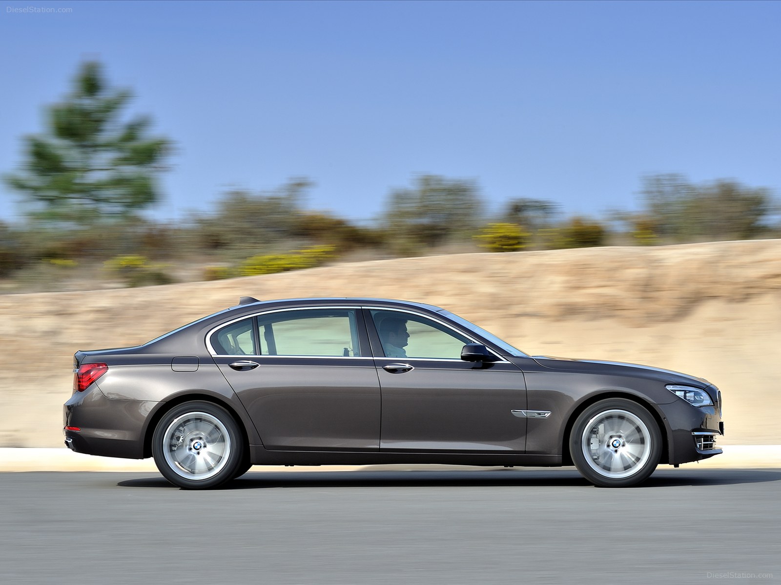 BMW 7 Series 2013