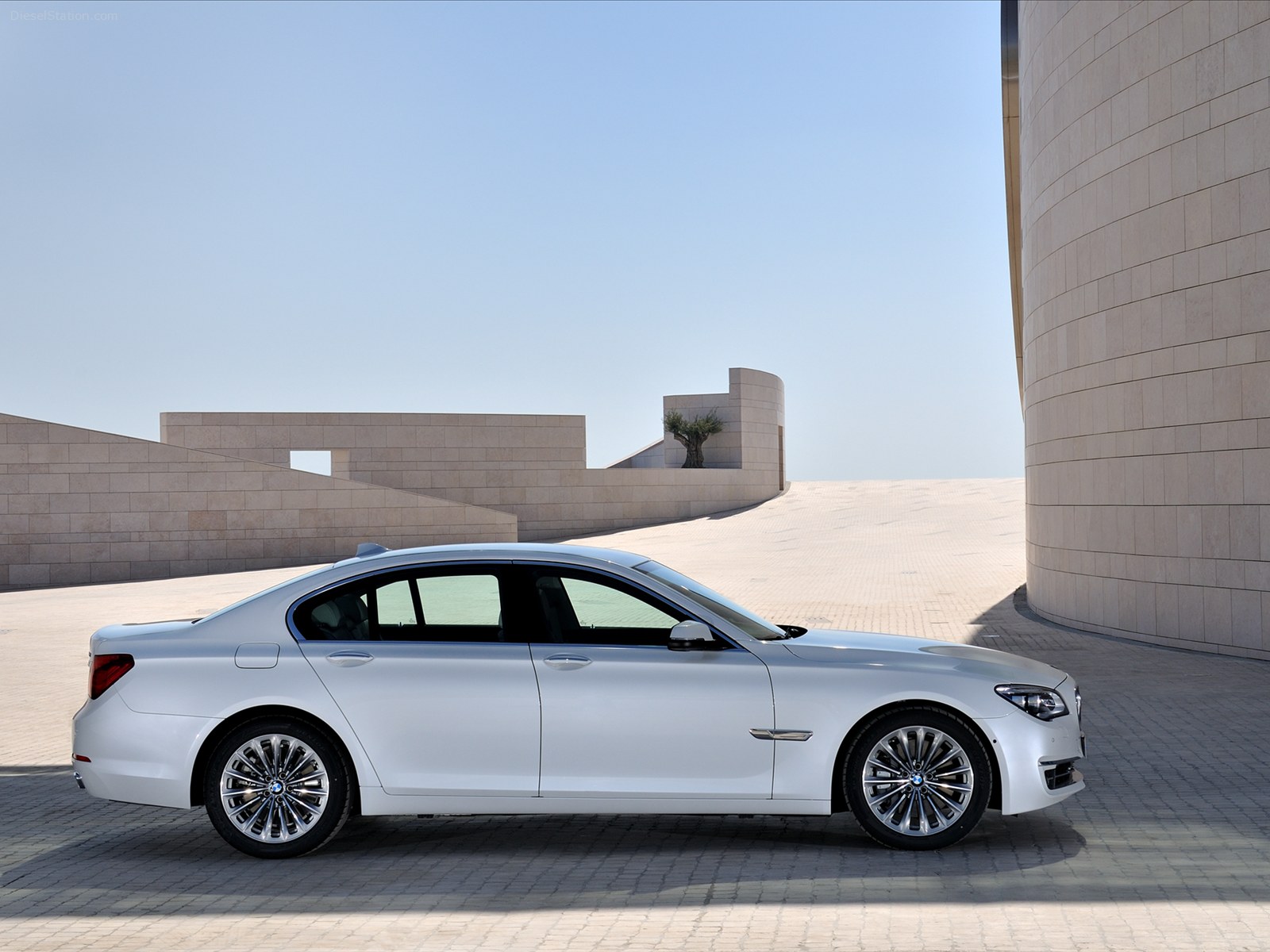 BMW 7 Series 2013