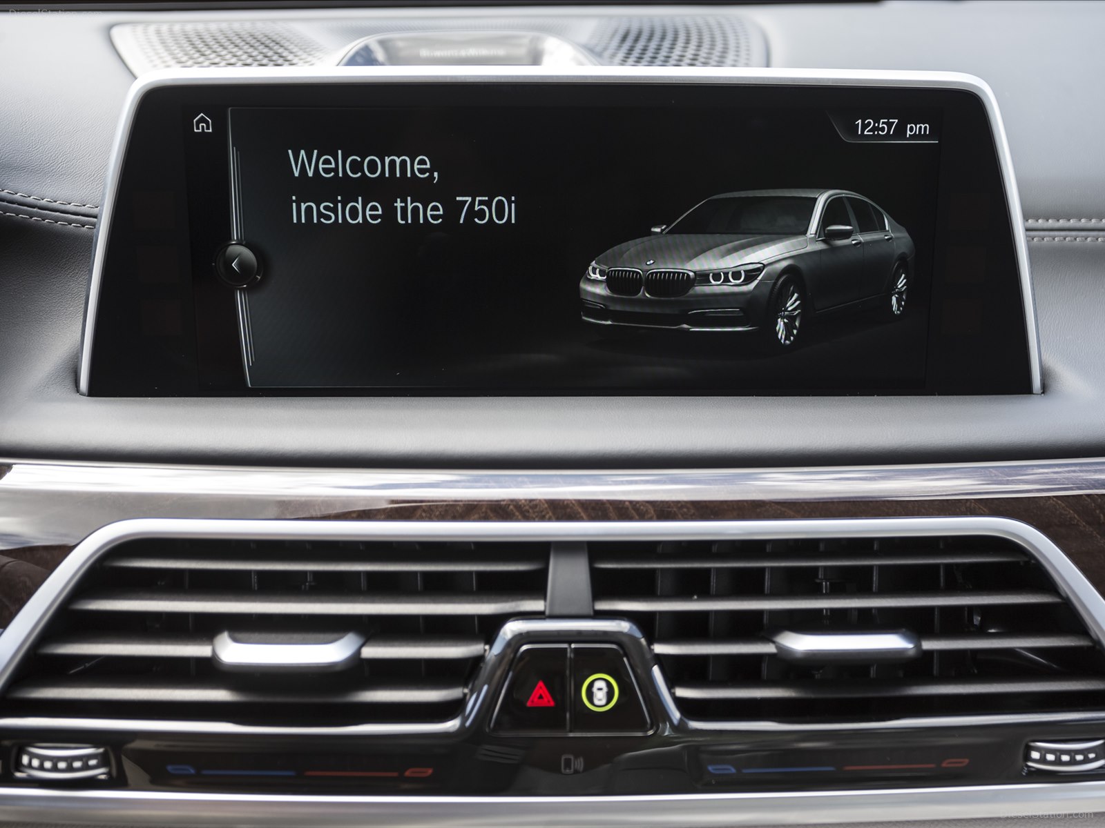 BMW 7 Series UK Version 2016