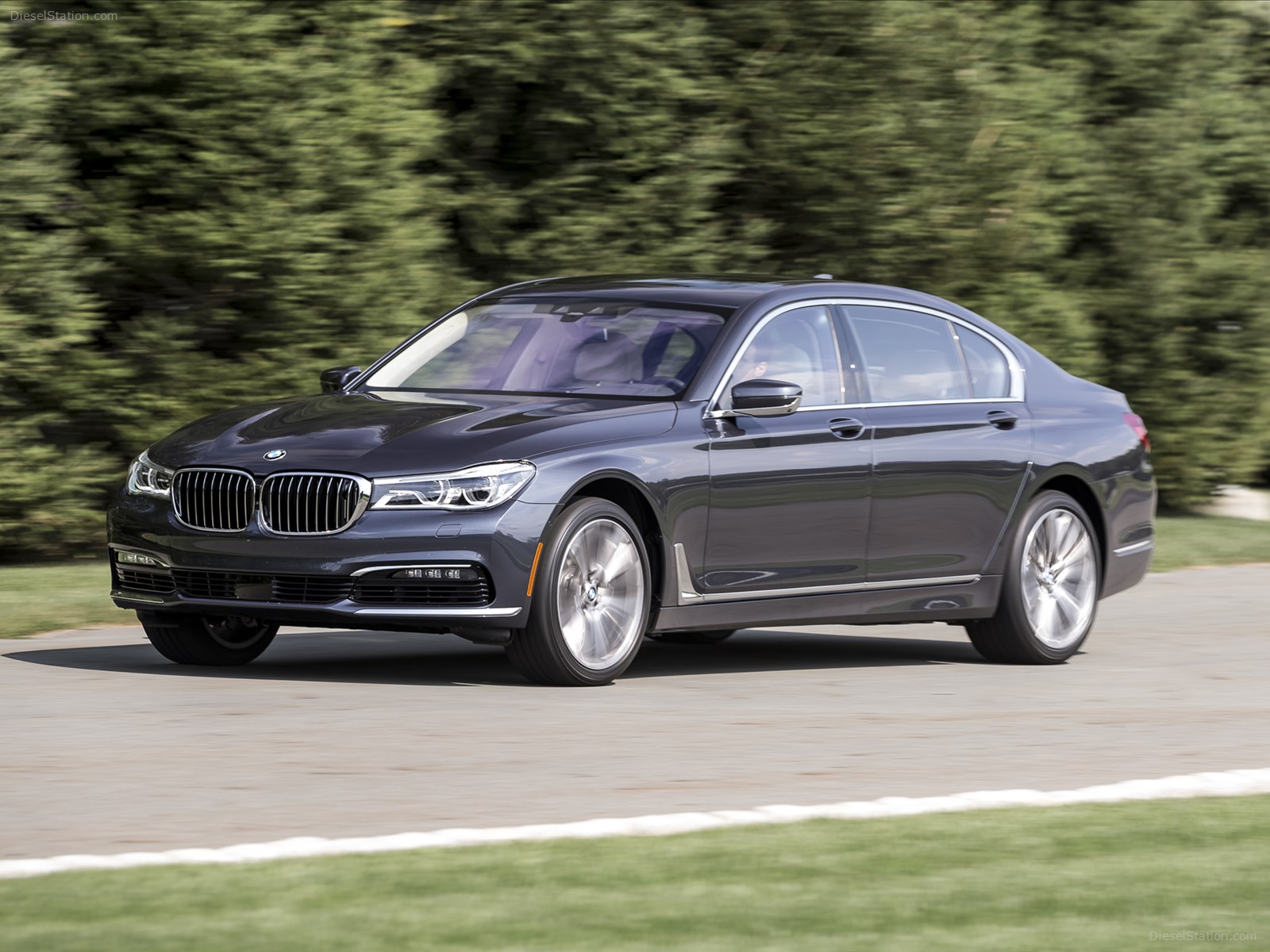 BMW 7 Series UK Version 2016