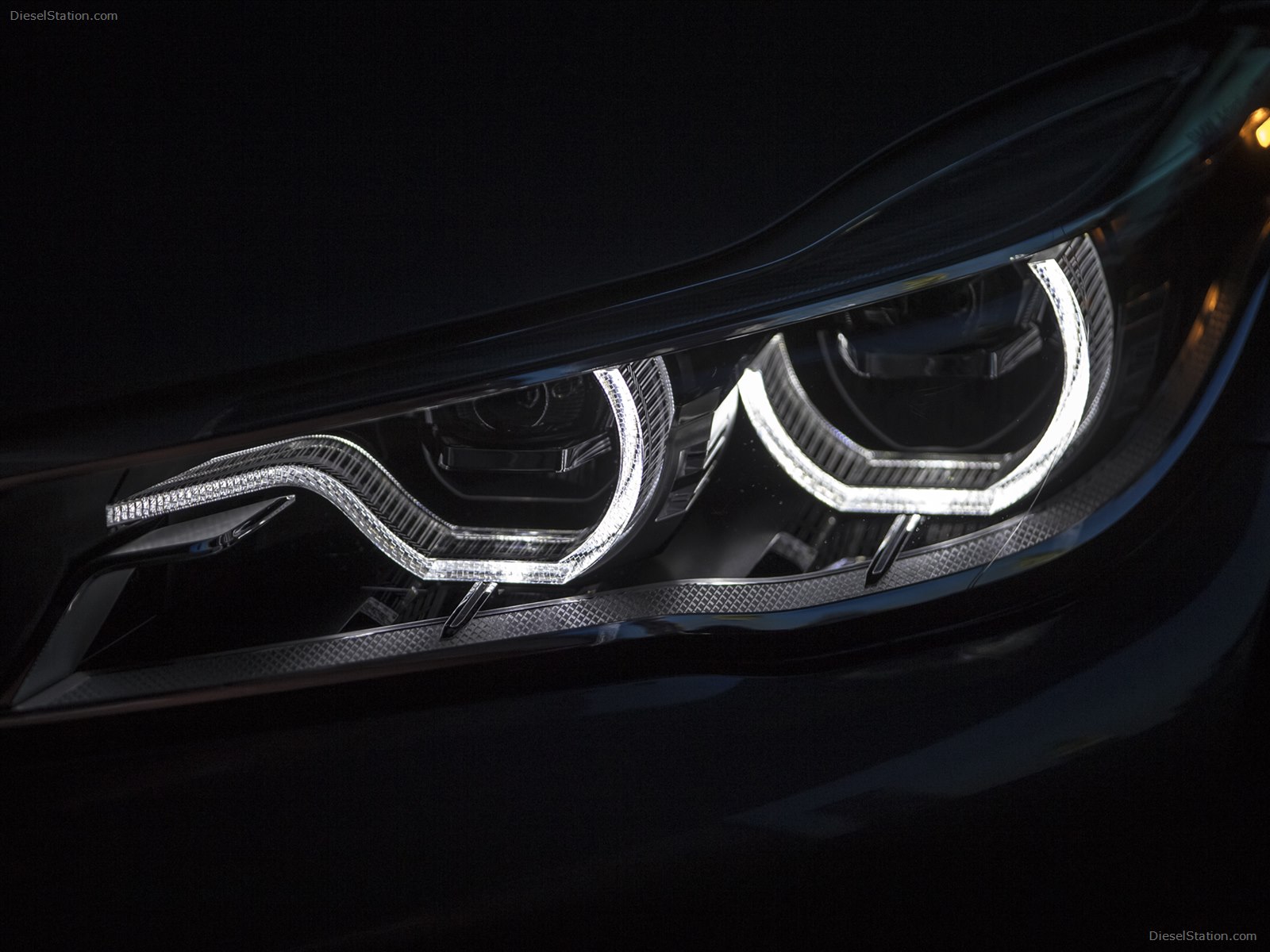BMW 7 Series UK Version 2016