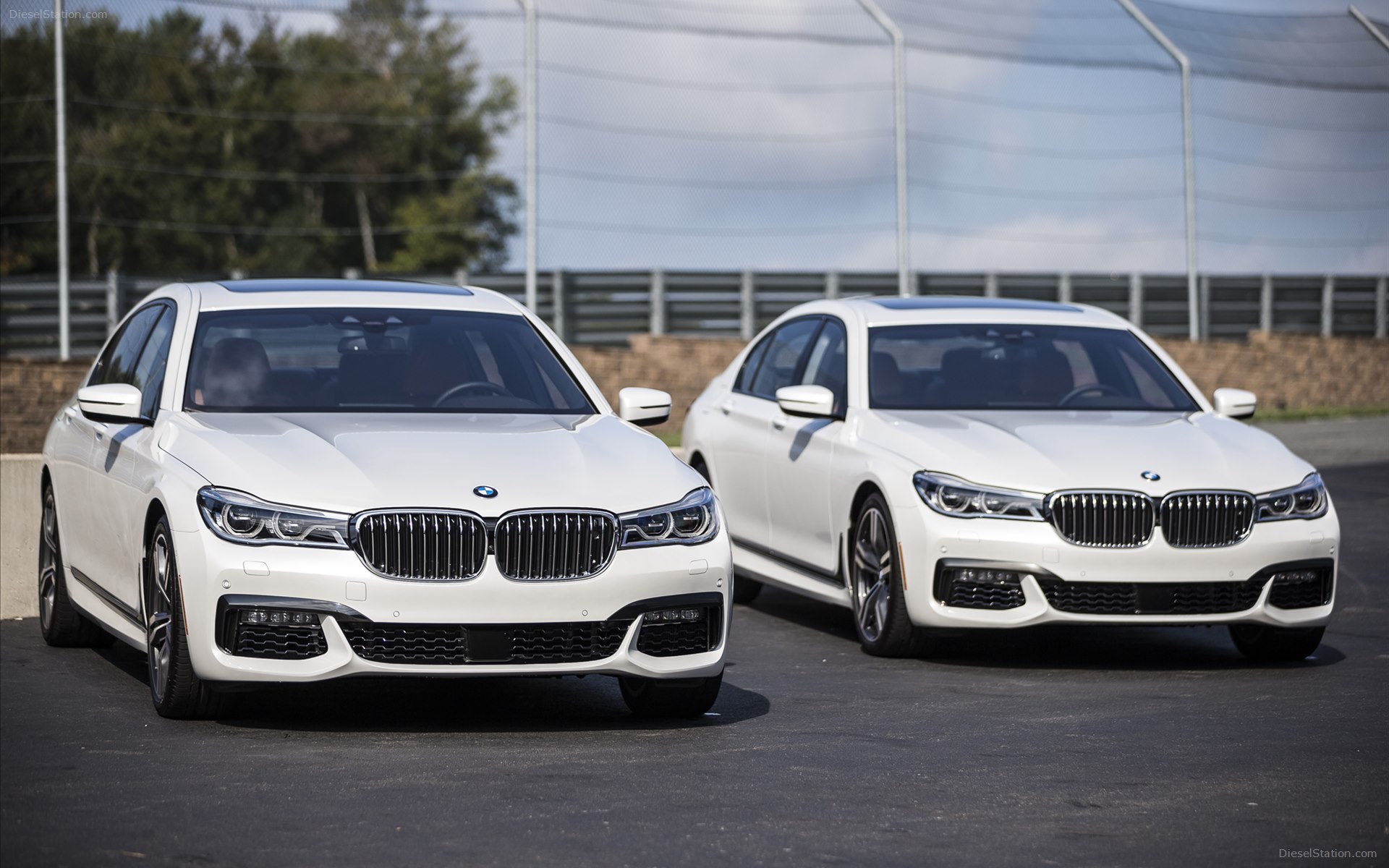 BMW 7 Series UK Version 2016