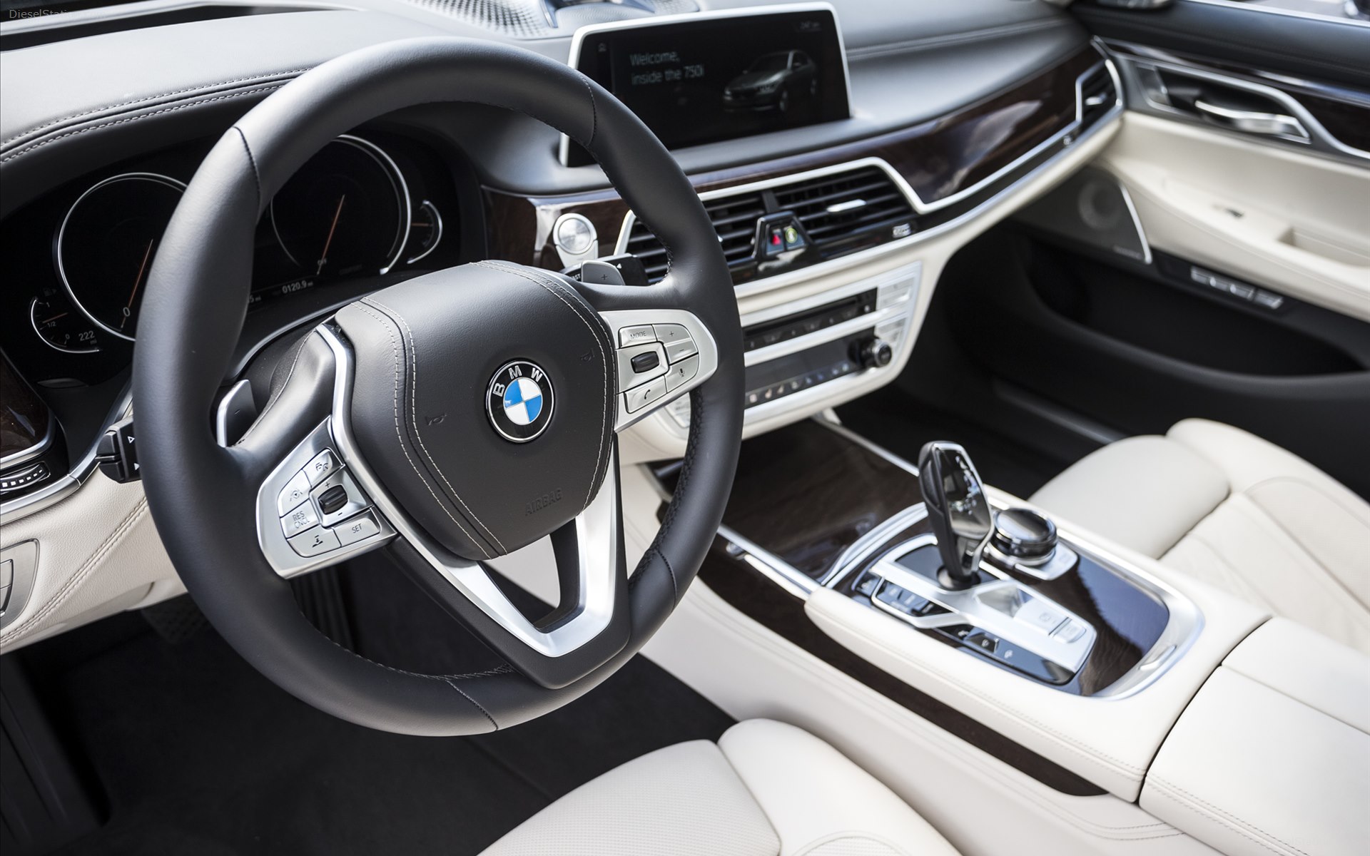 BMW 7 Series UK Version 2016