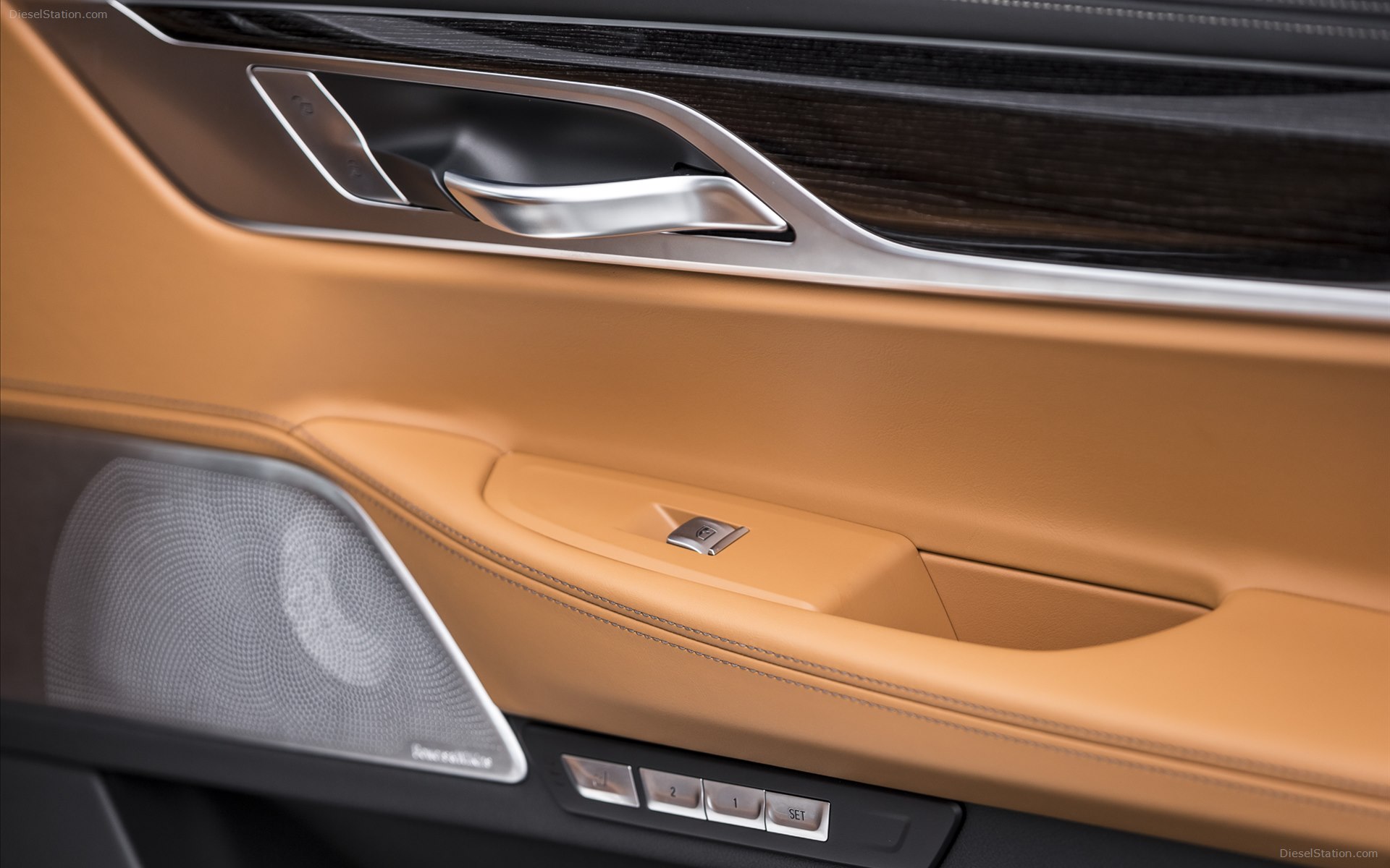 BMW 7 Series UK Version 2016