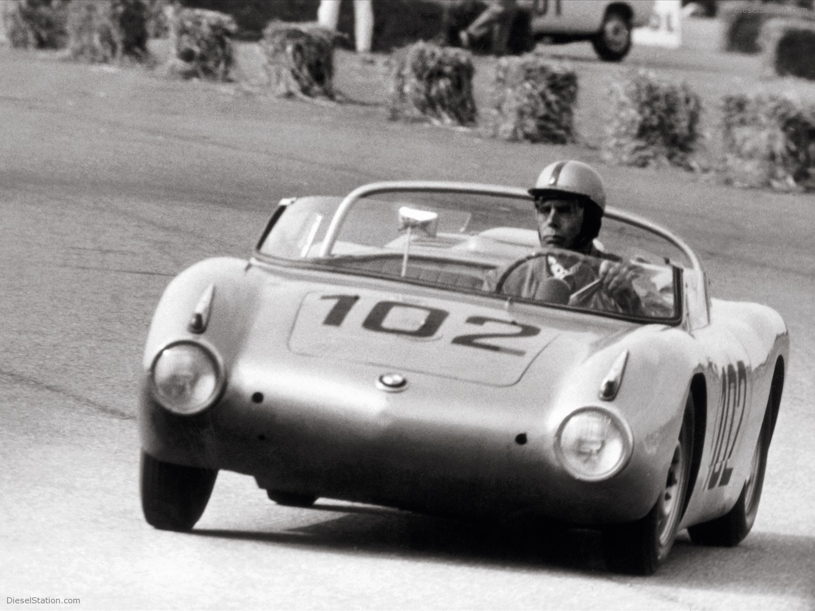 The BMW 700 : The Car That Saved The Company