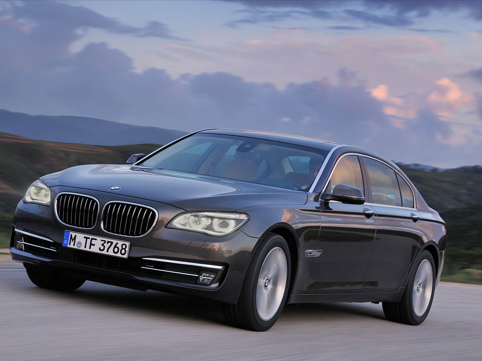 BMW 740Ld xDrive 2014