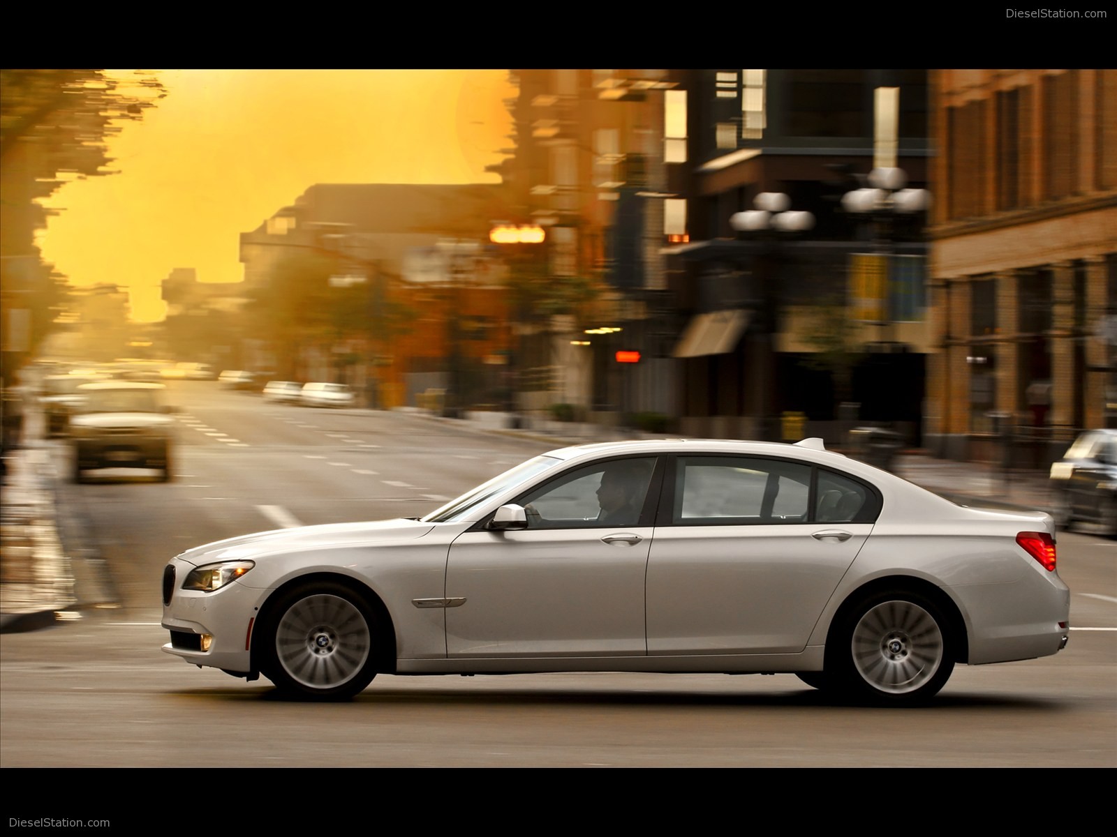 BMW 750Li 2011