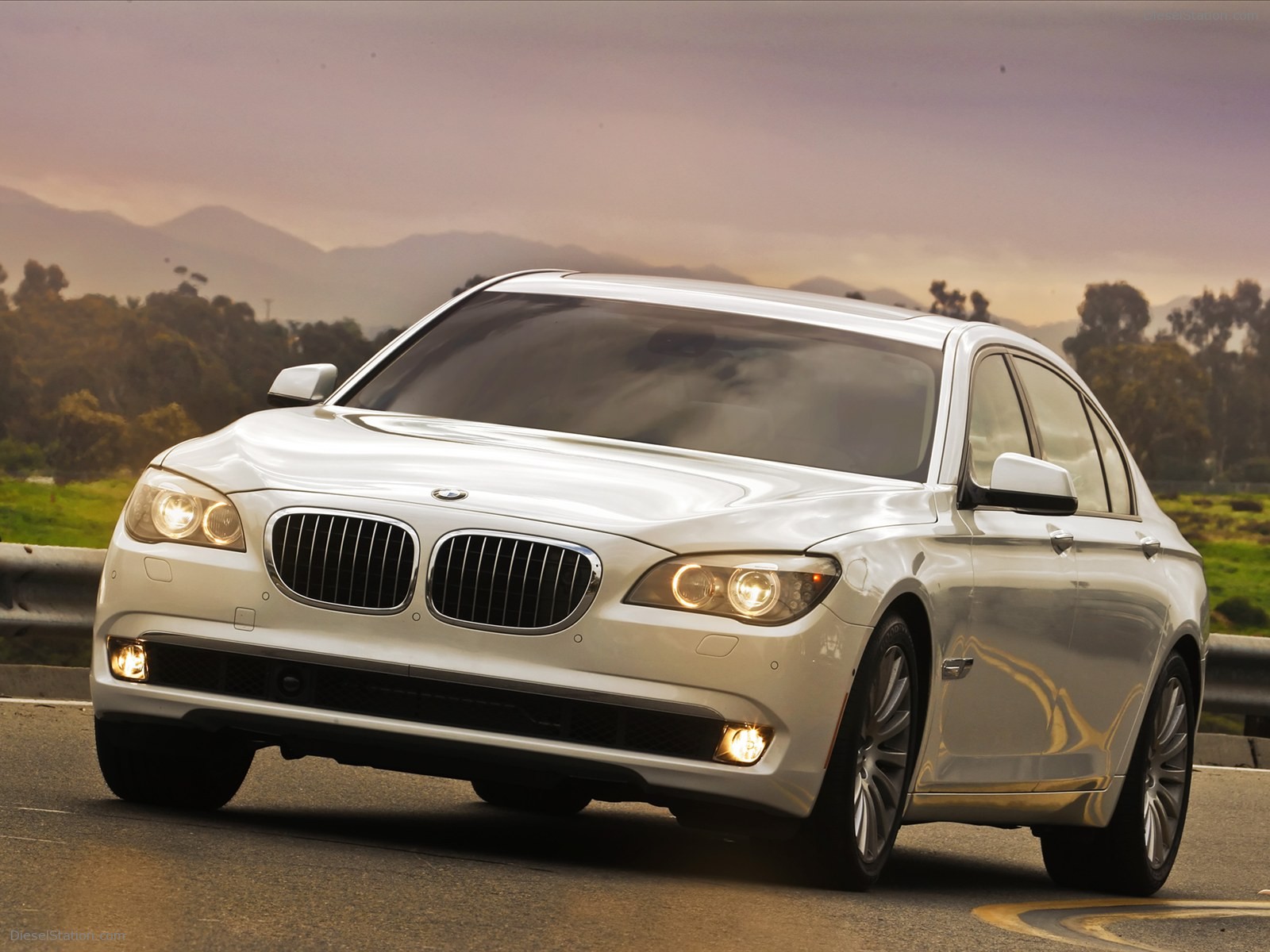 BMW 750Li 2011