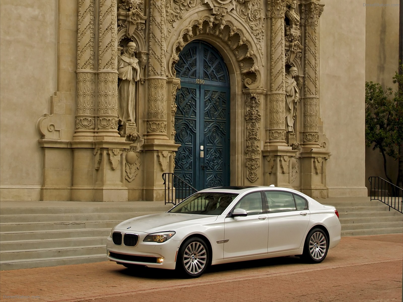 BMW 750Li 2011
