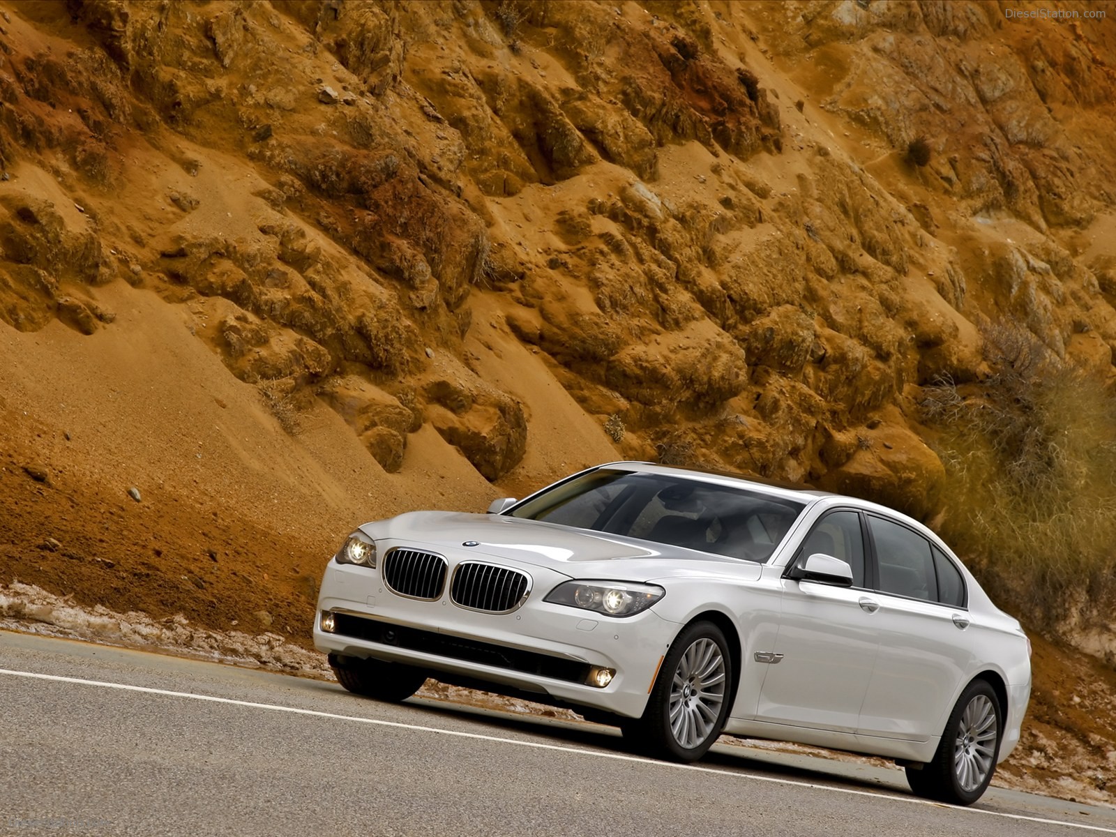 BMW 750Li 2011