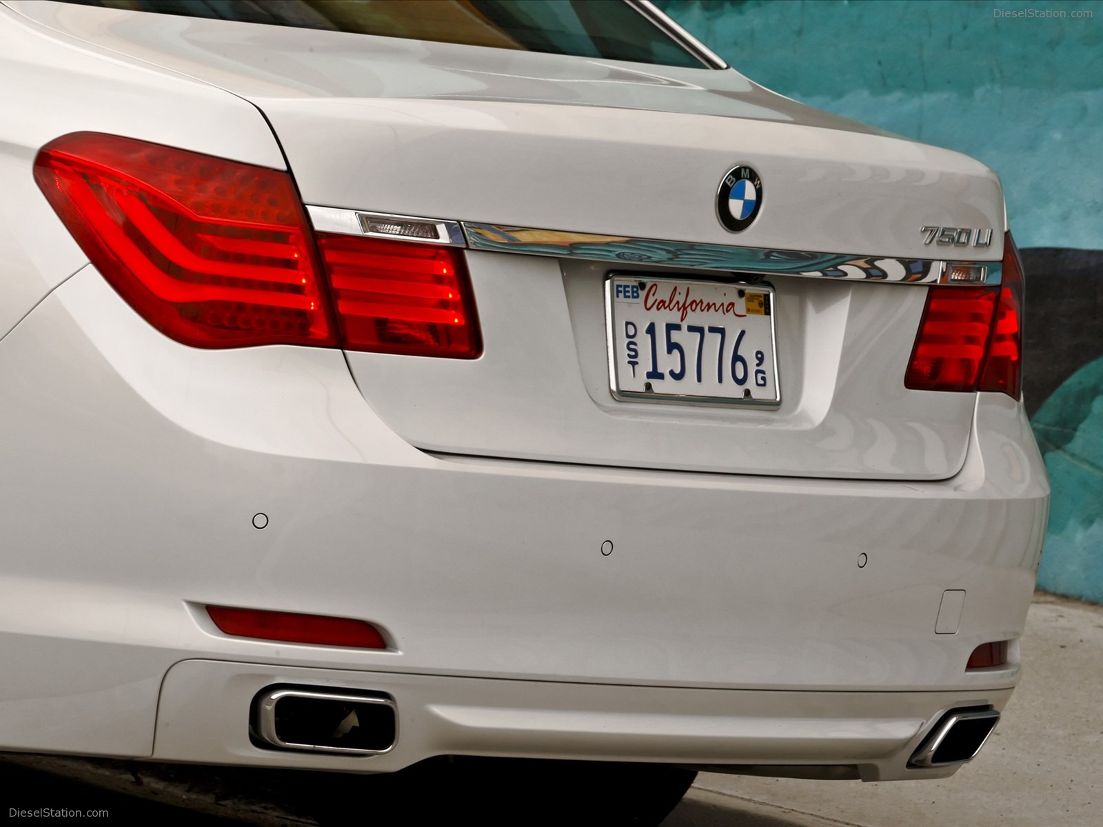 BMW 750Li 2011
