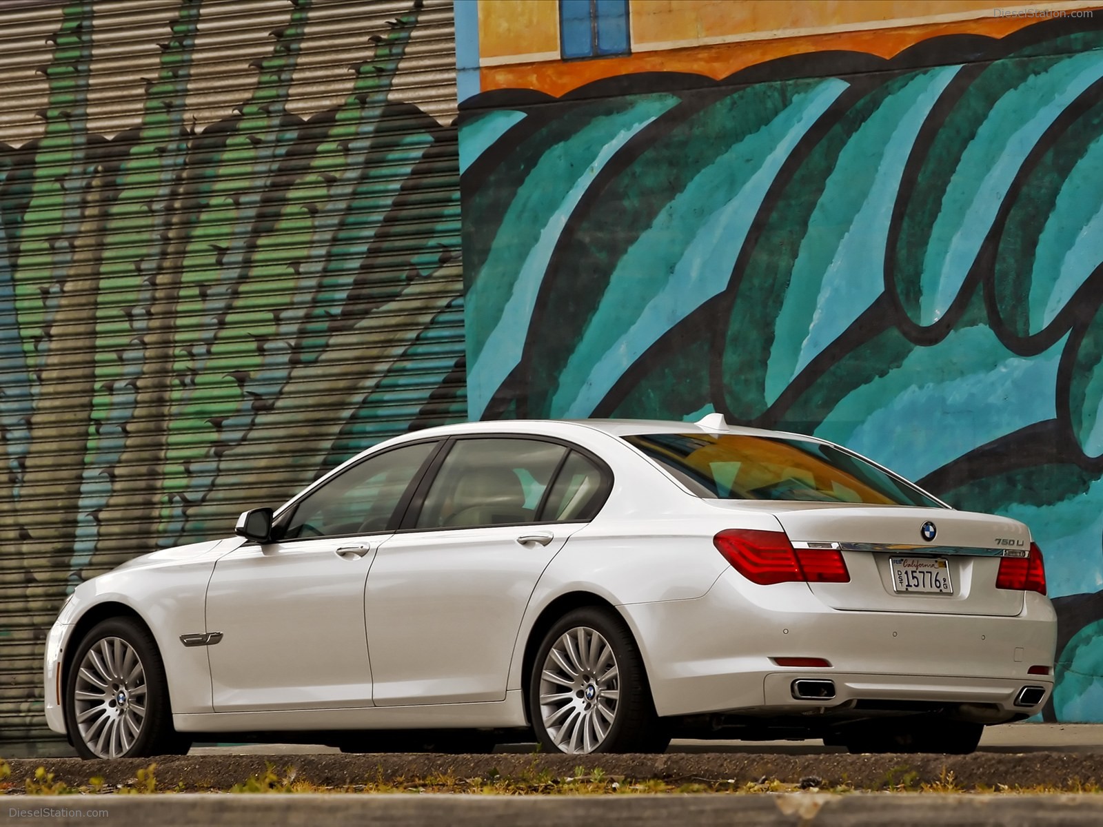 BMW 750Li 2011