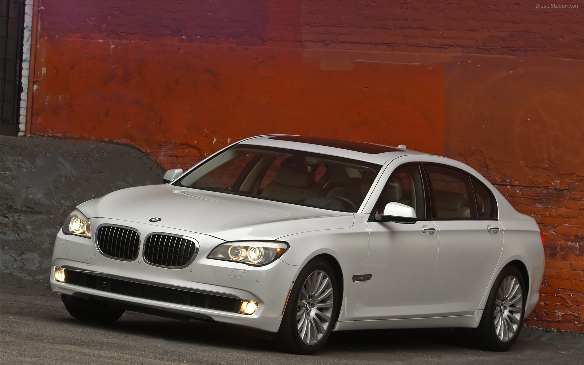 BMW 750Li 2011