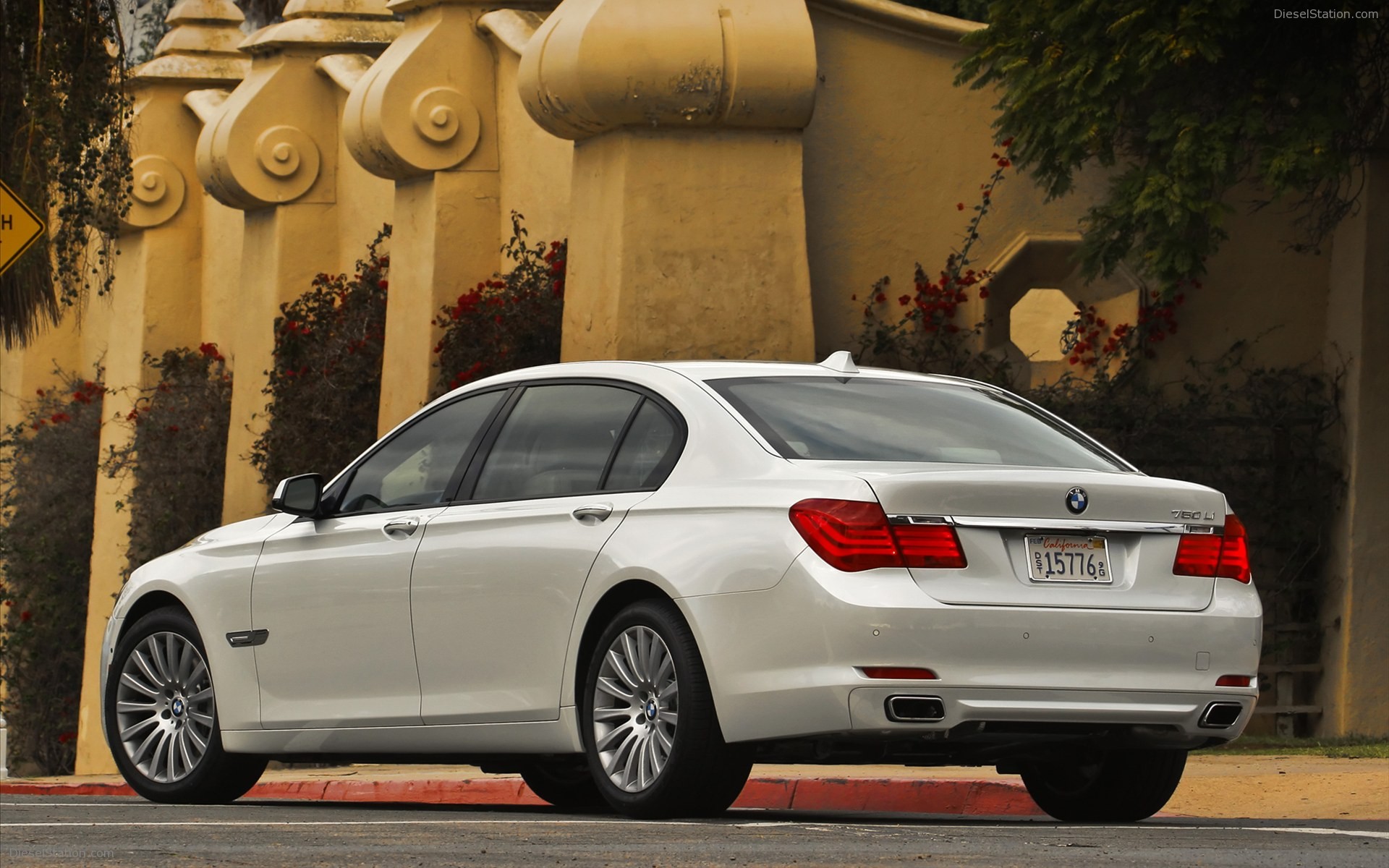 BMW 750Li 2011