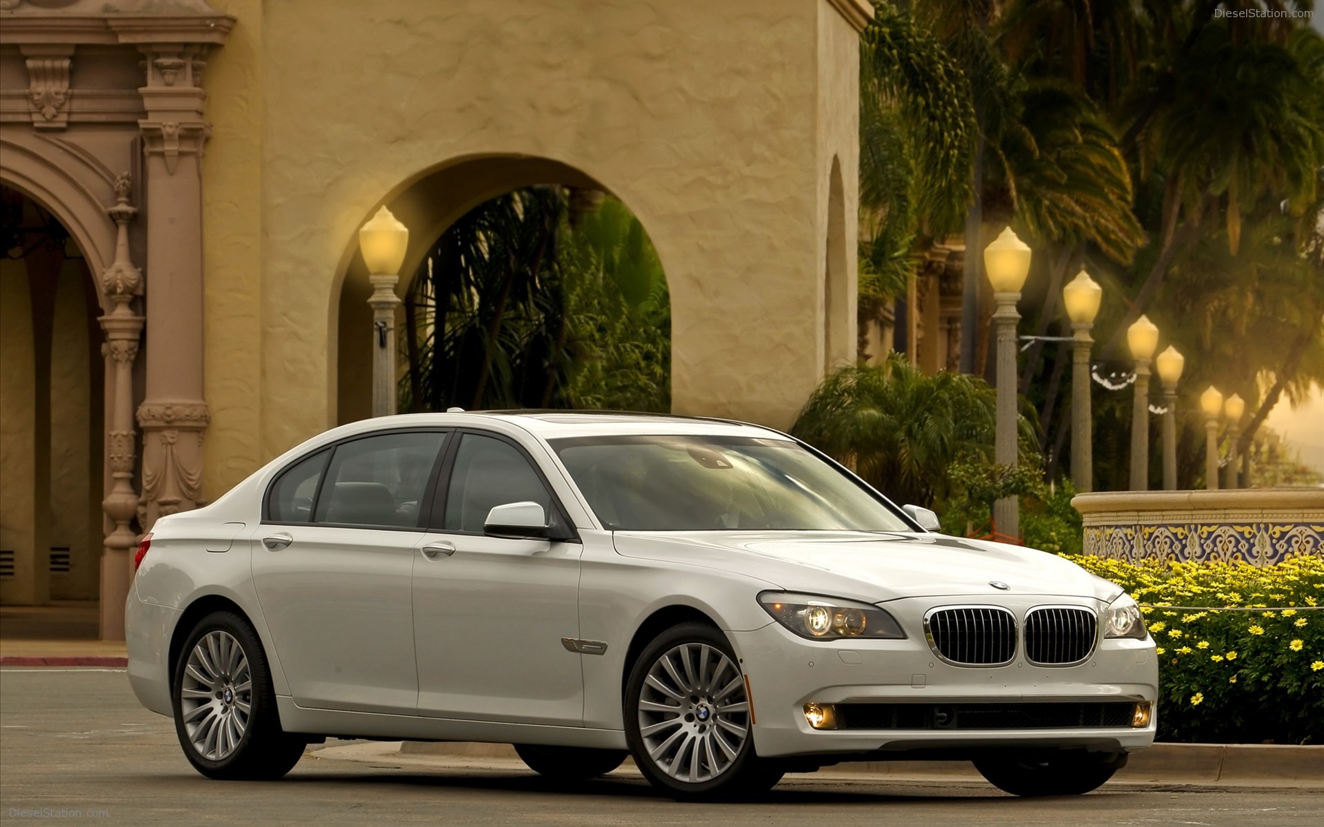 BMW 750Li 2011