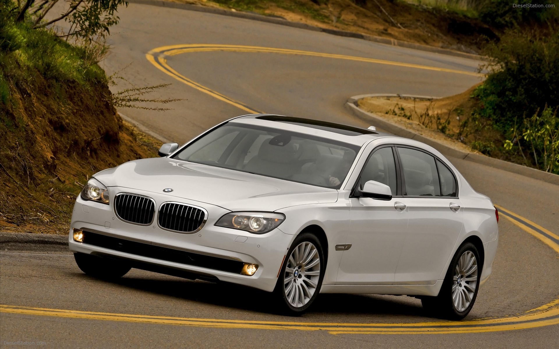 BMW 750Li 2011