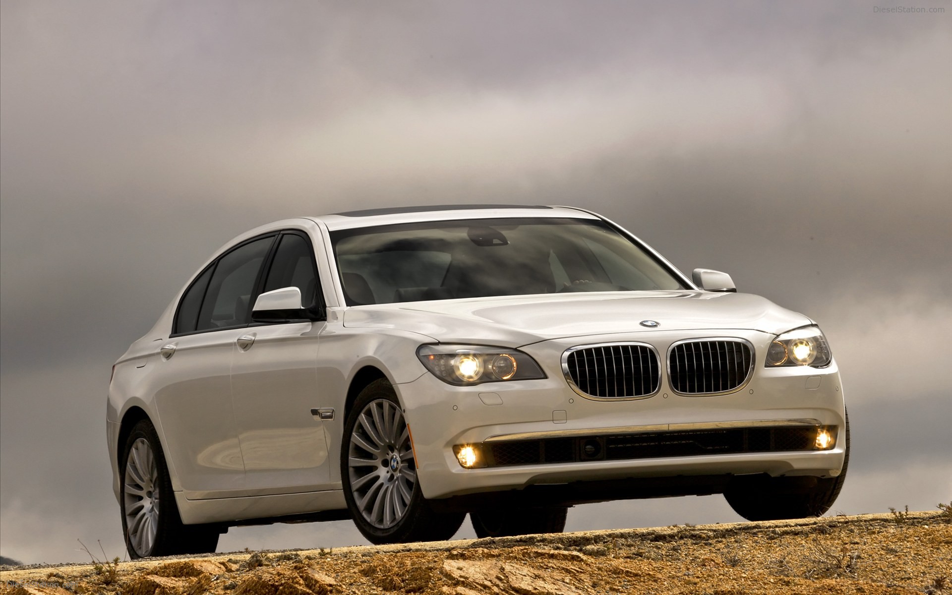 BMW 750Li 2011