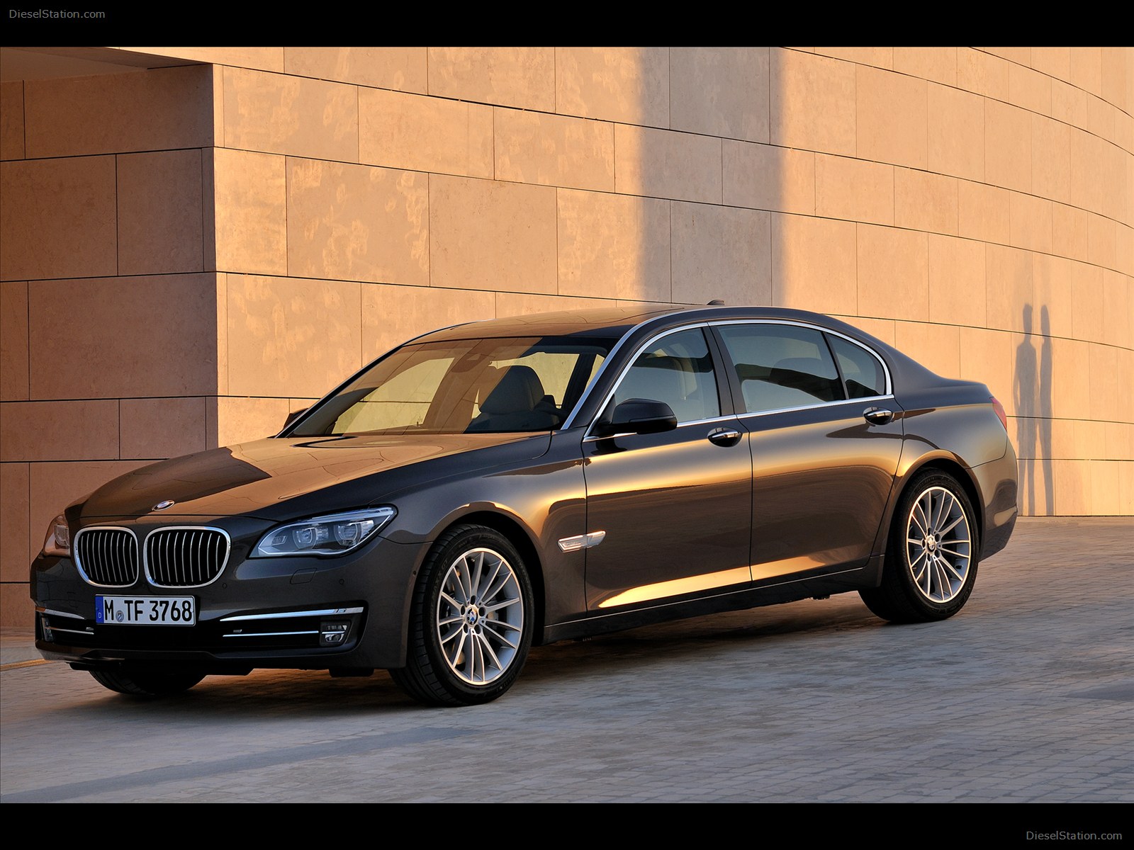 BMW 750Li 2013